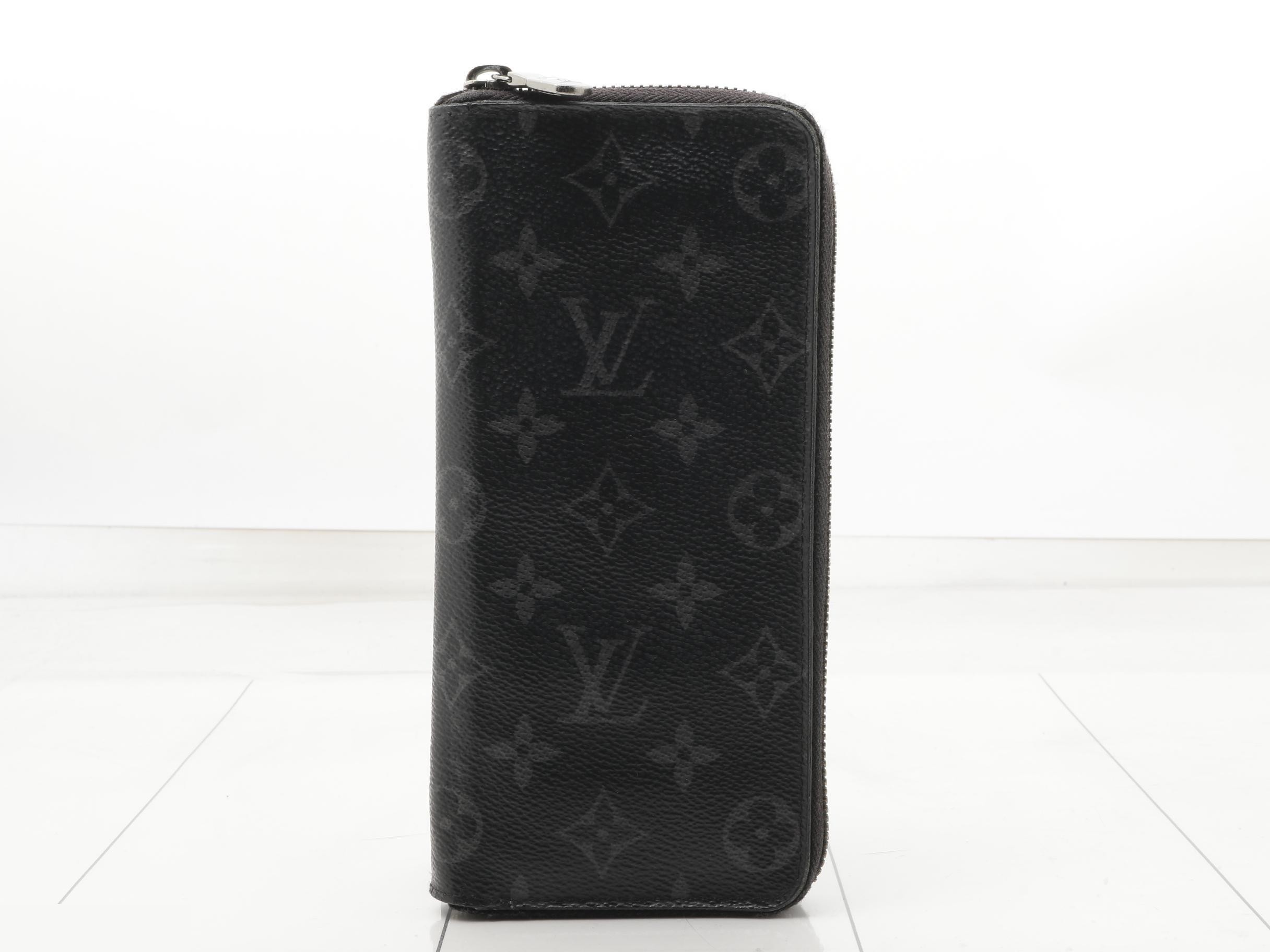Zippy Wallet Vertical Eclipse