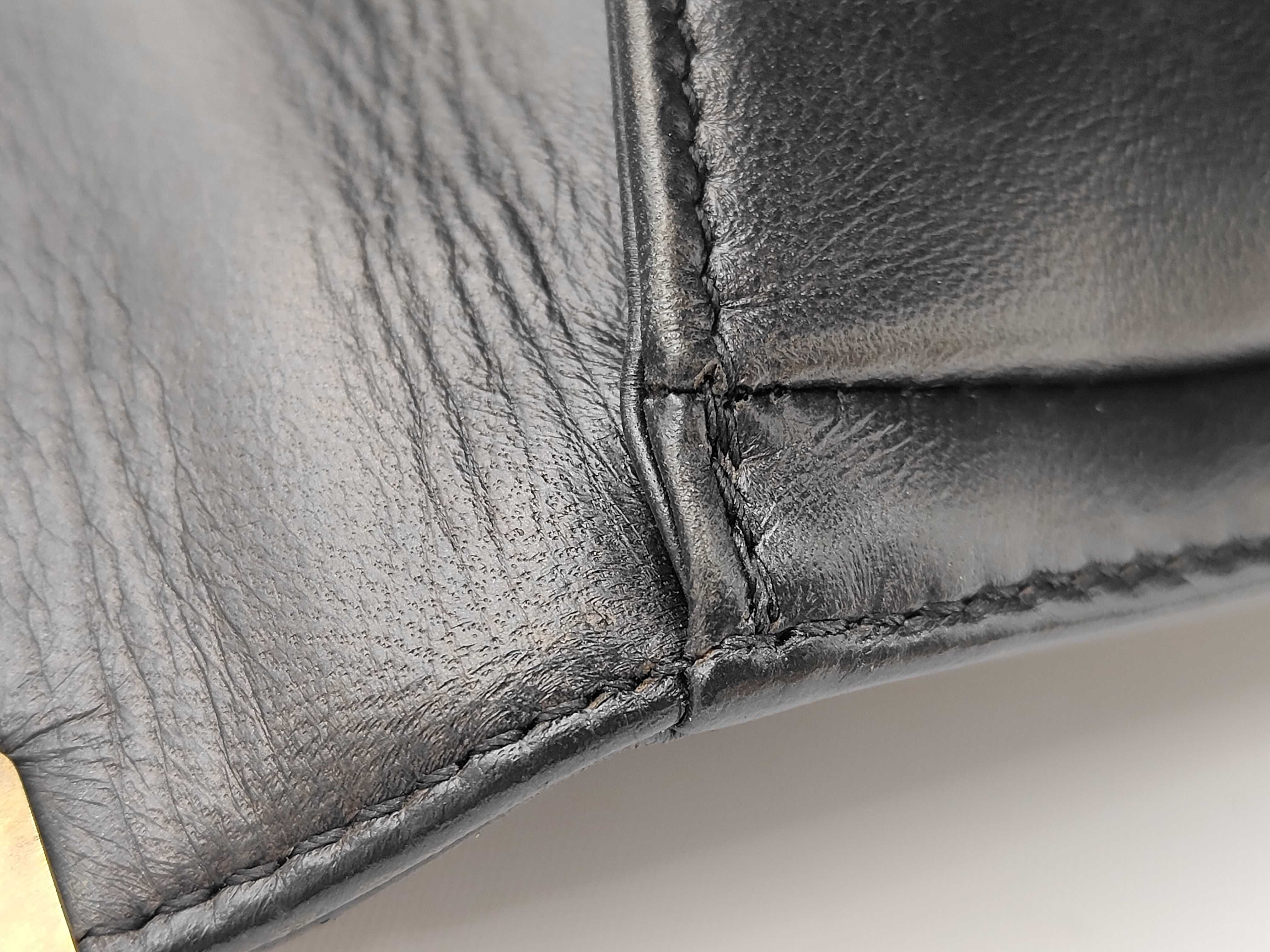 Boy Chanel Shoulder Bag — view 8