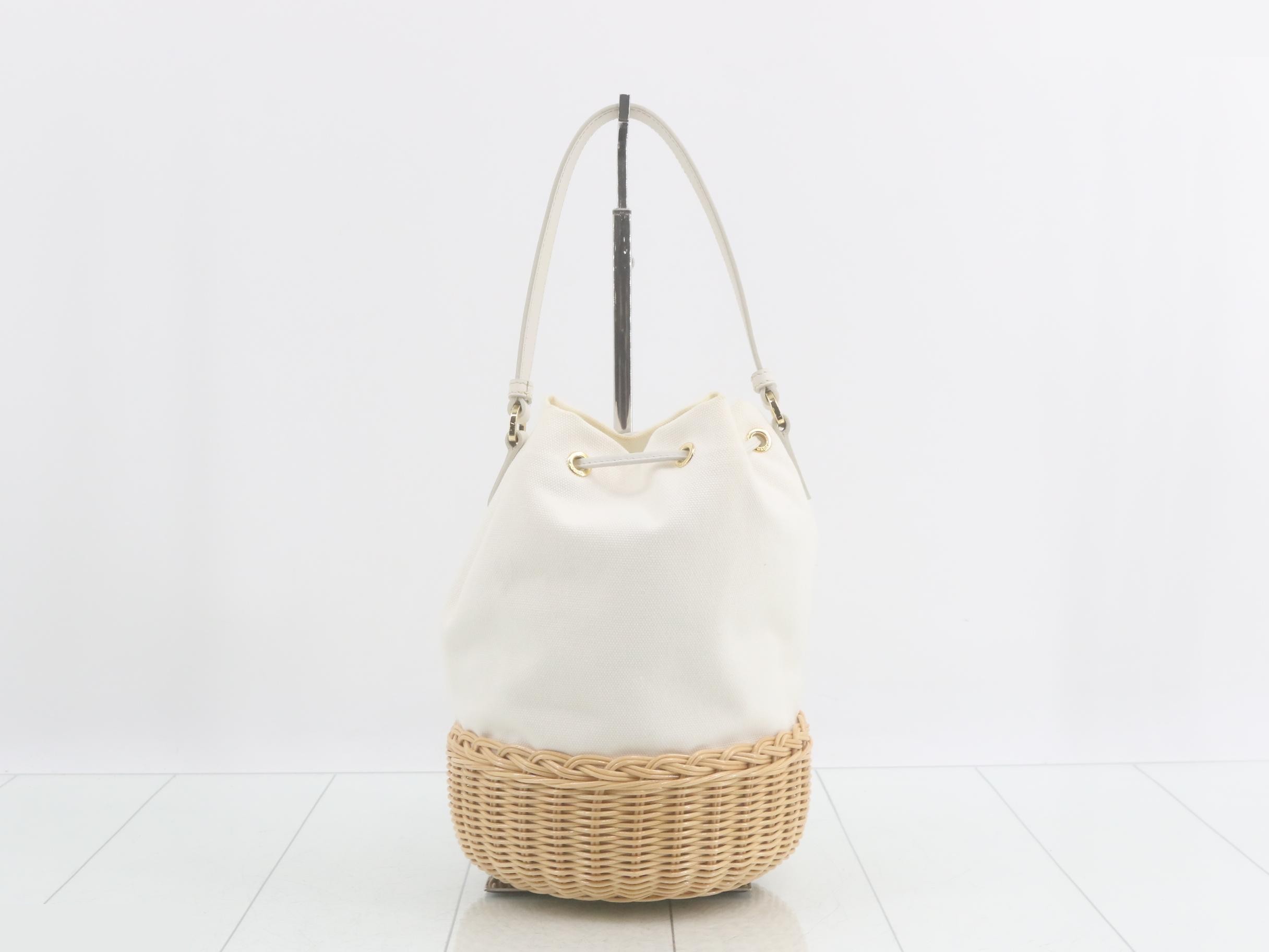 Straw (2-way) — view 2