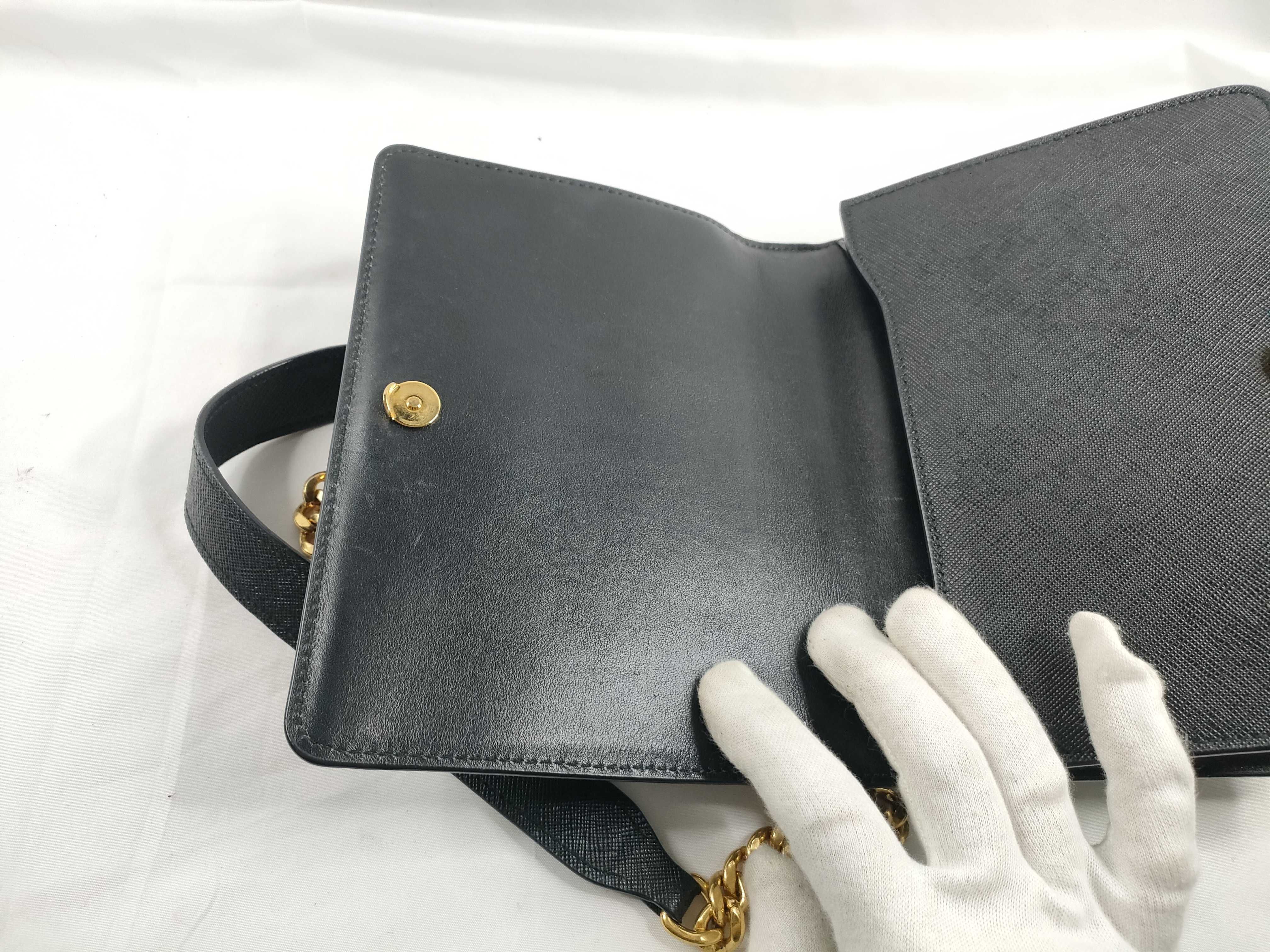 Chain Shoulder Bag, Leather, Black Shoulder Bag — view 9