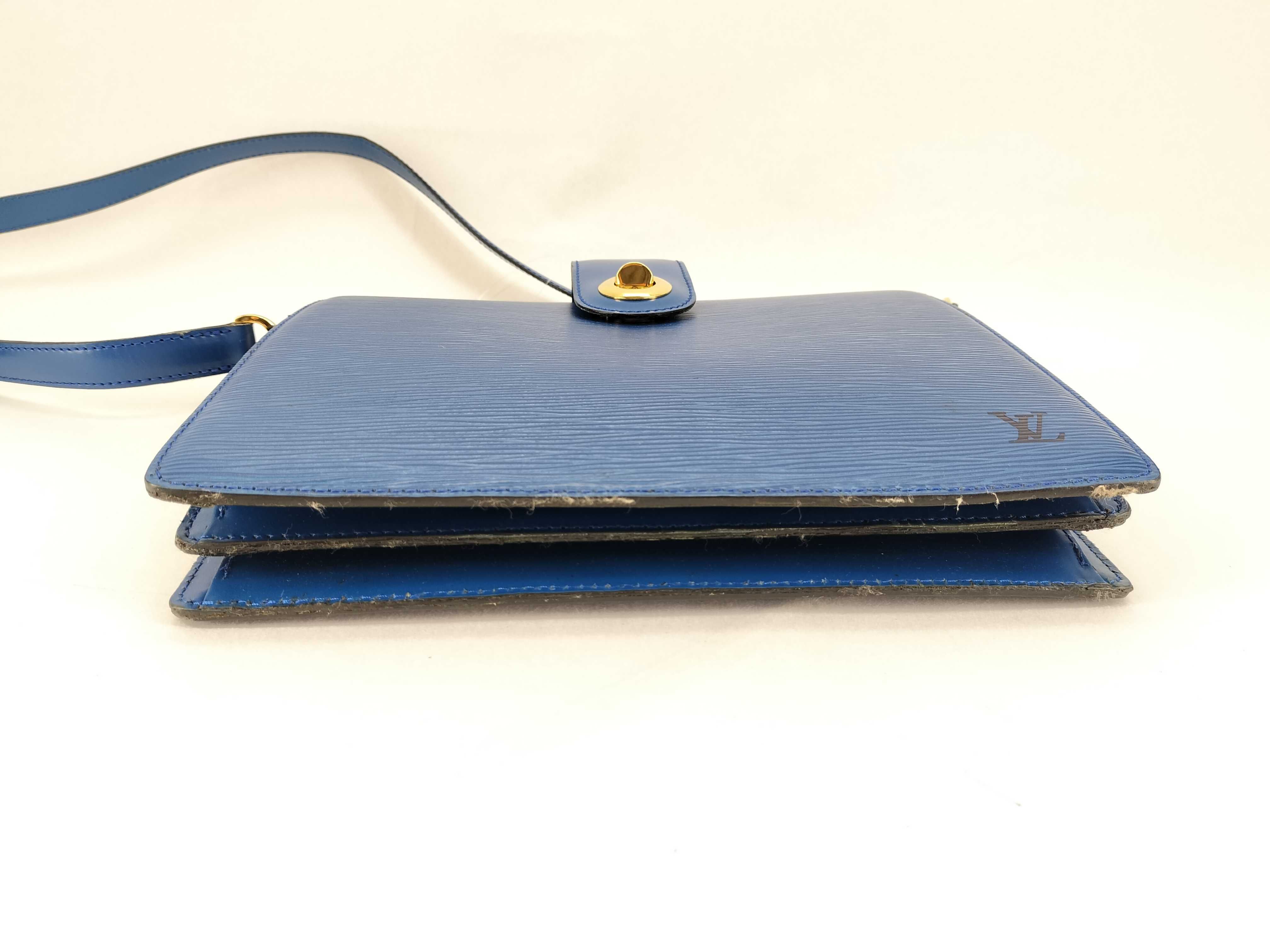 Epi Capucines Shoulder Bag — view 6