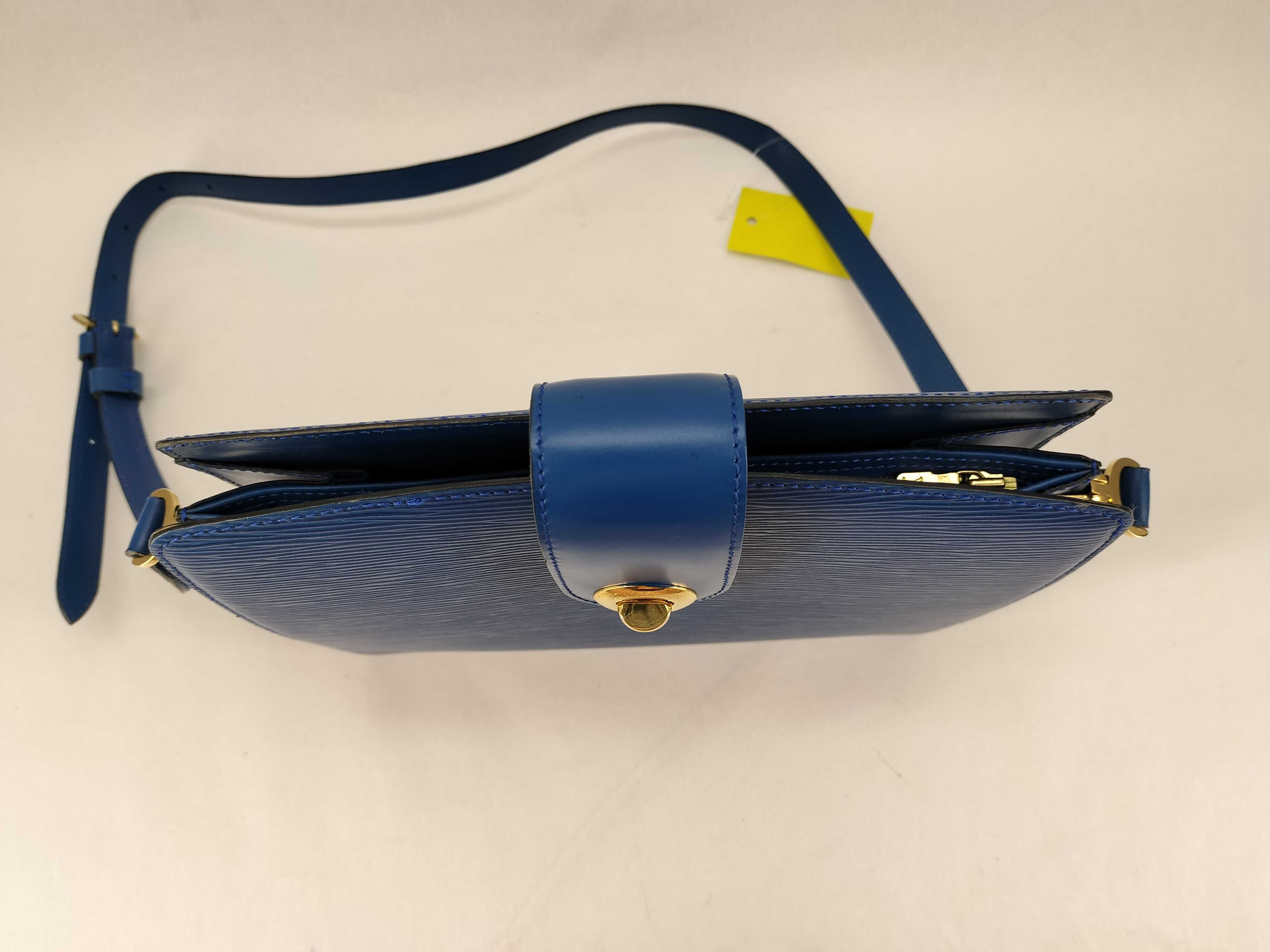 Epi Capucines Shoulder Bag — view 9
