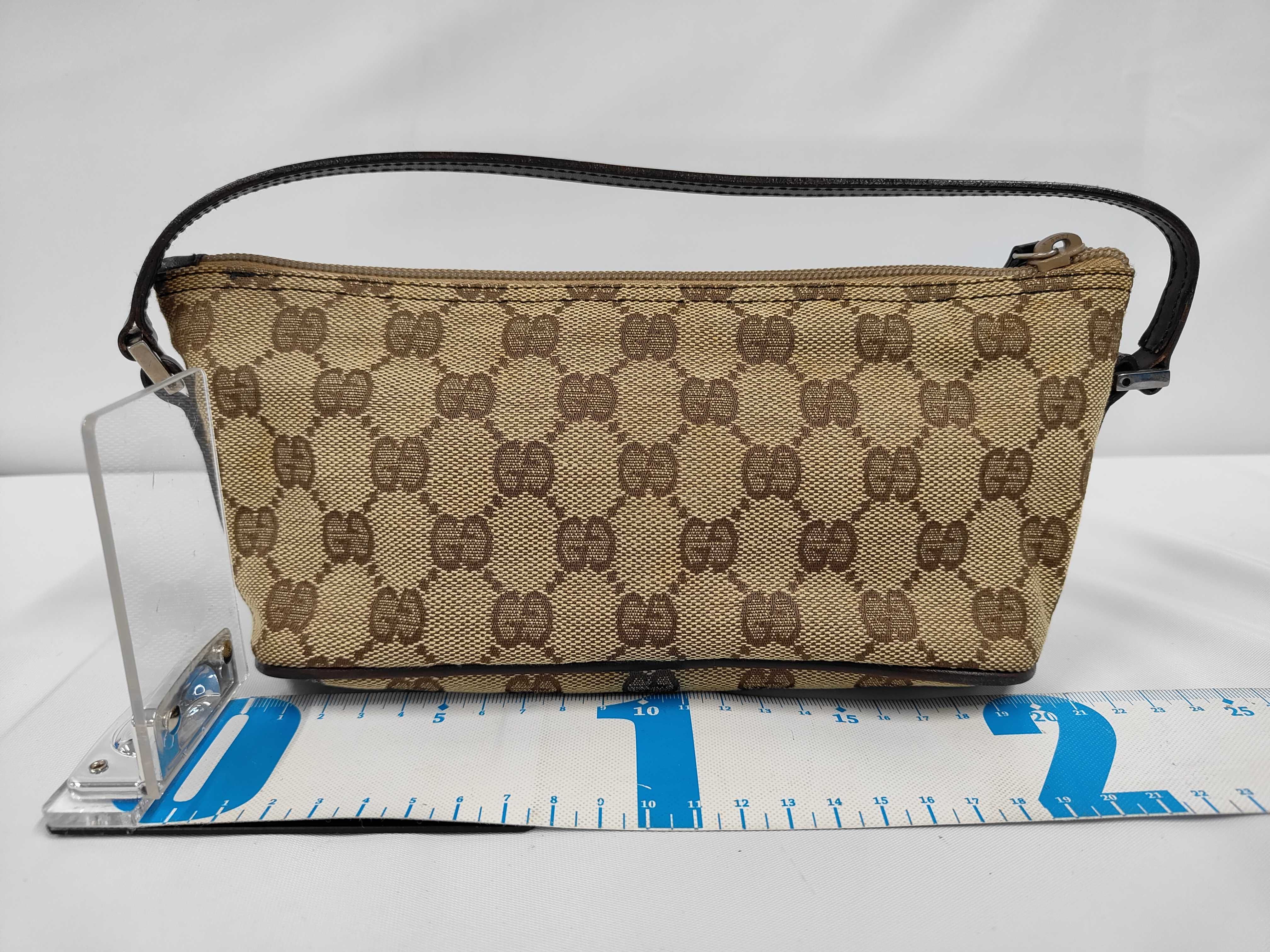 GG Canvas Accessory Pouch Shoulder Bag Handbag — view 2