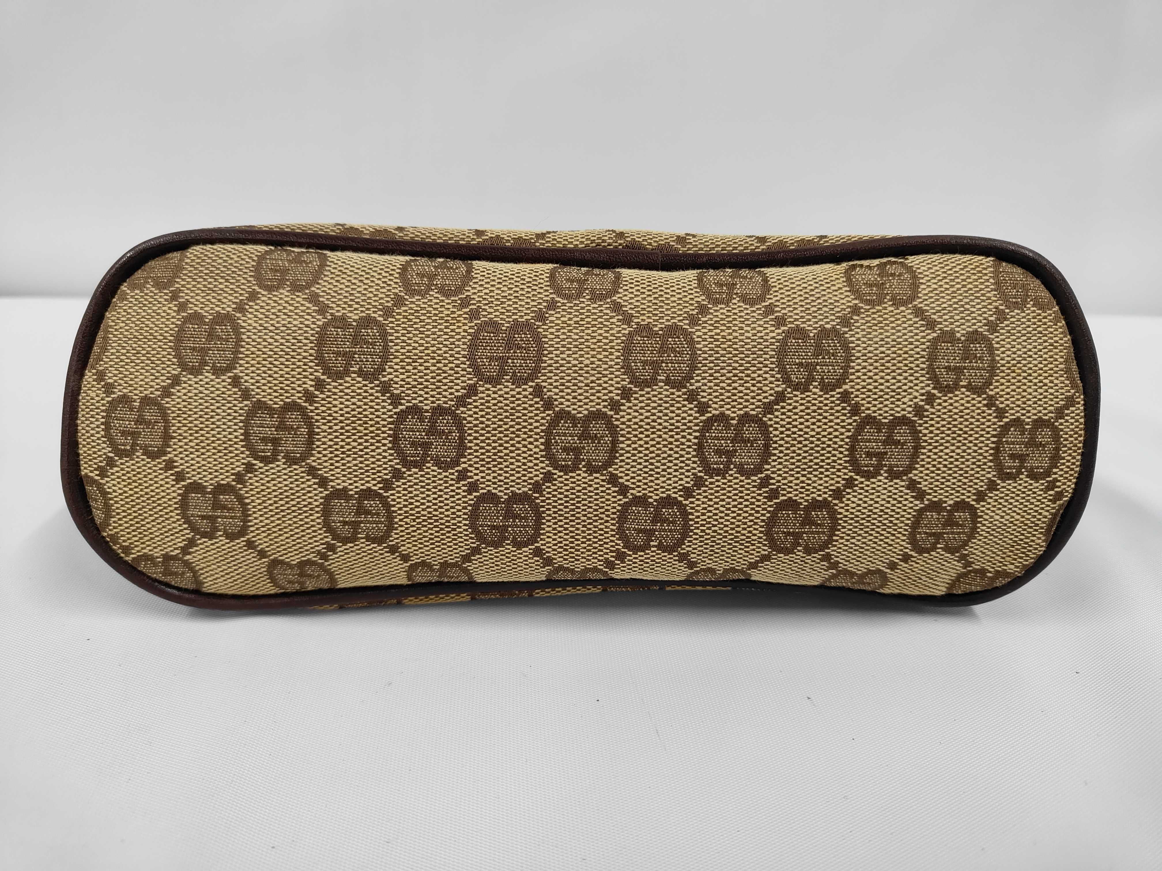 GG Canvas Accessory Pouch Shoulder Bag Handbag — view 3