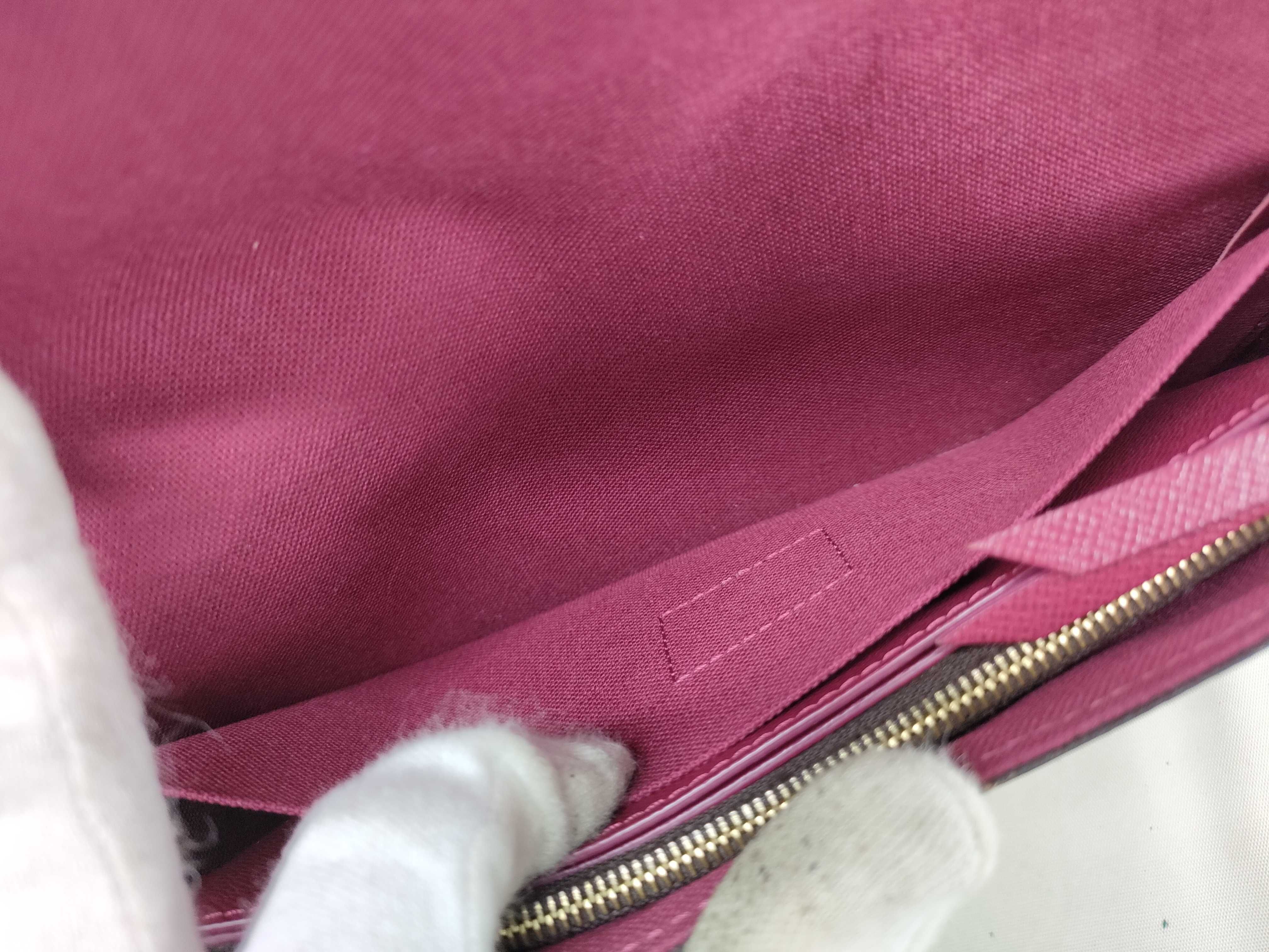 Monogram Louis Vuitton M81896 Monogram Pochette Felicie Shoulder Bag — view 11