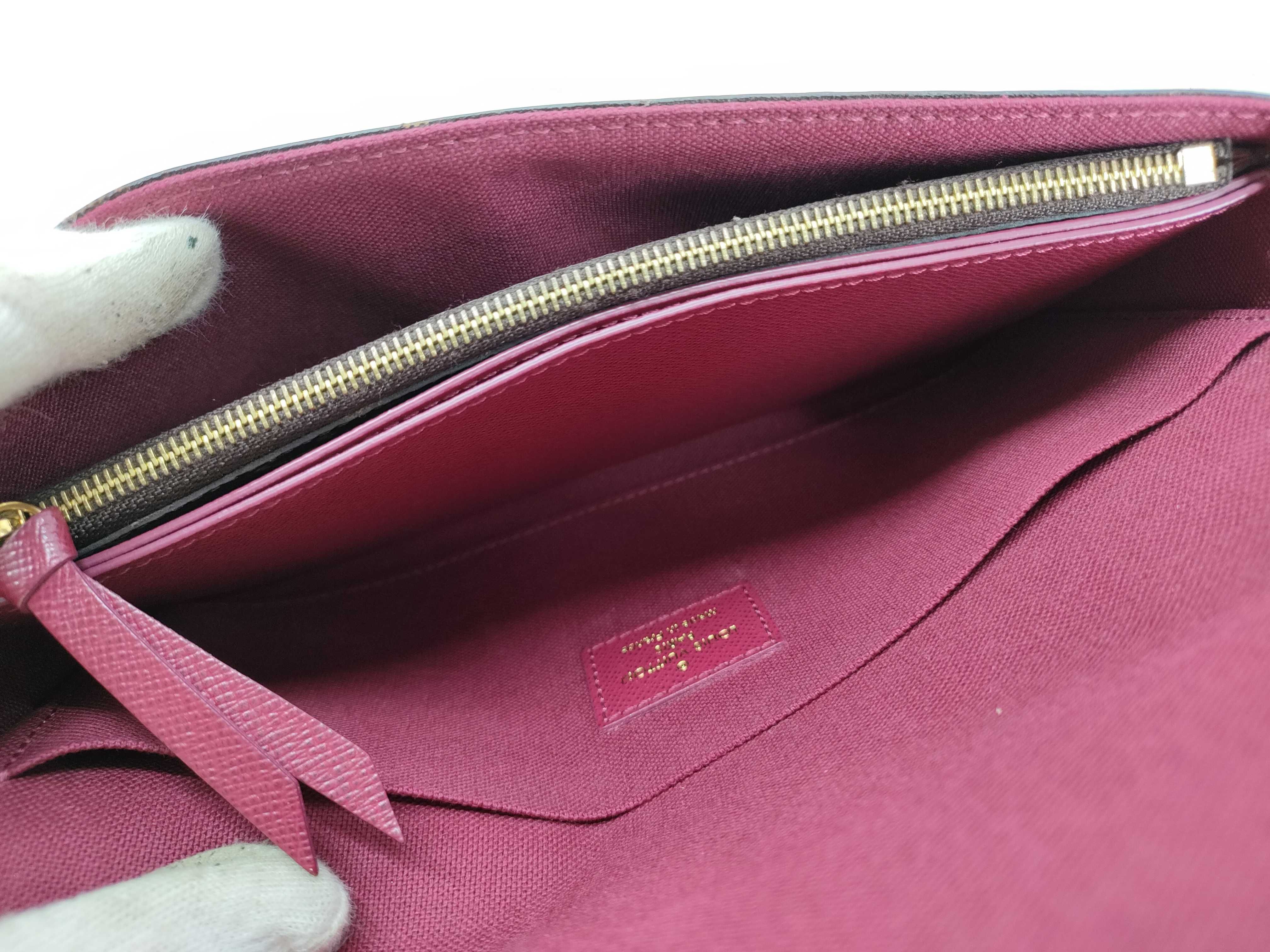 Monogram Louis Vuitton M81896 Monogram Pochette Felicie Shoulder Bag — view 9