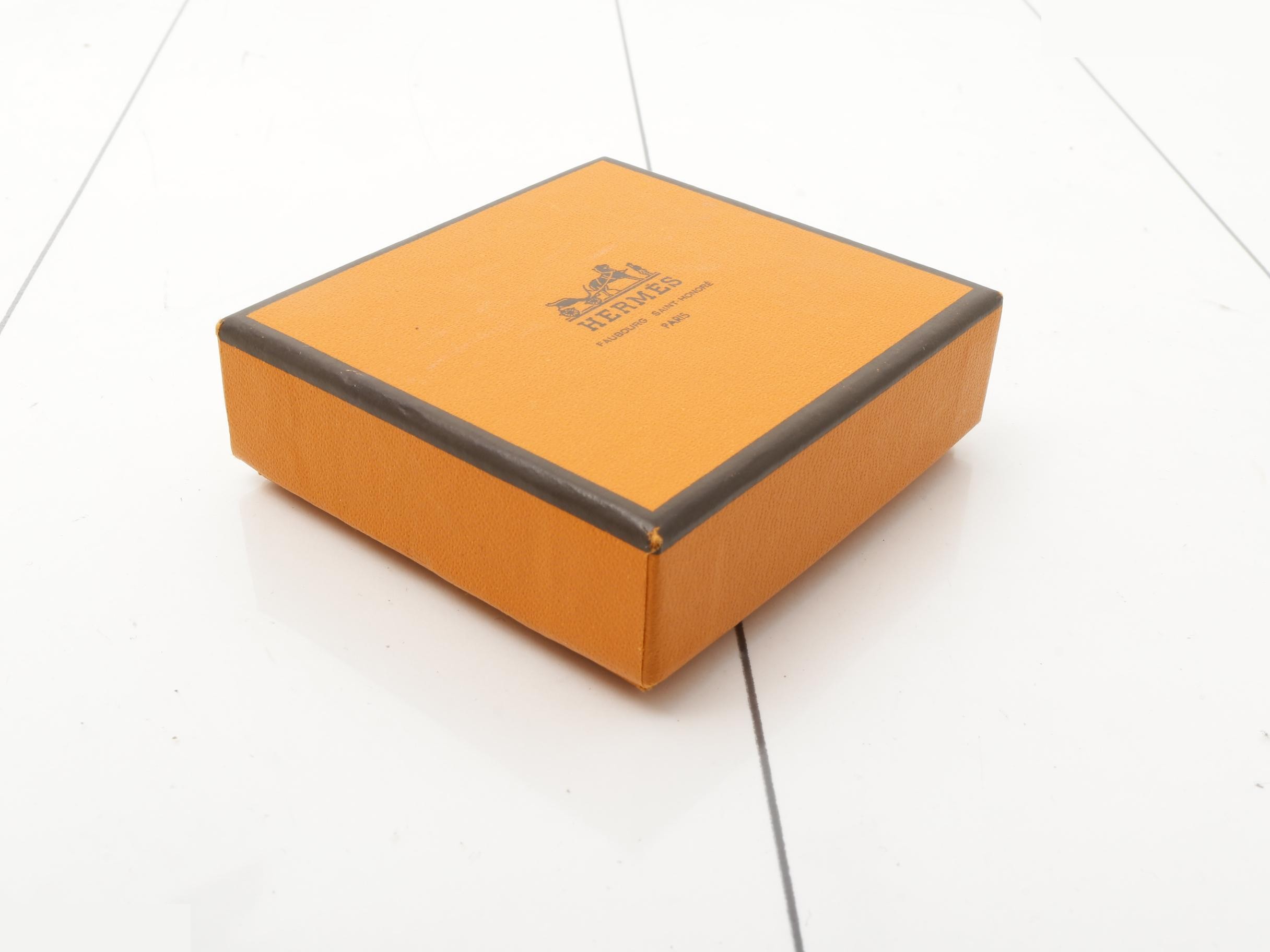 Heart Charm - Valentine's Day Limited Edition — view 4
