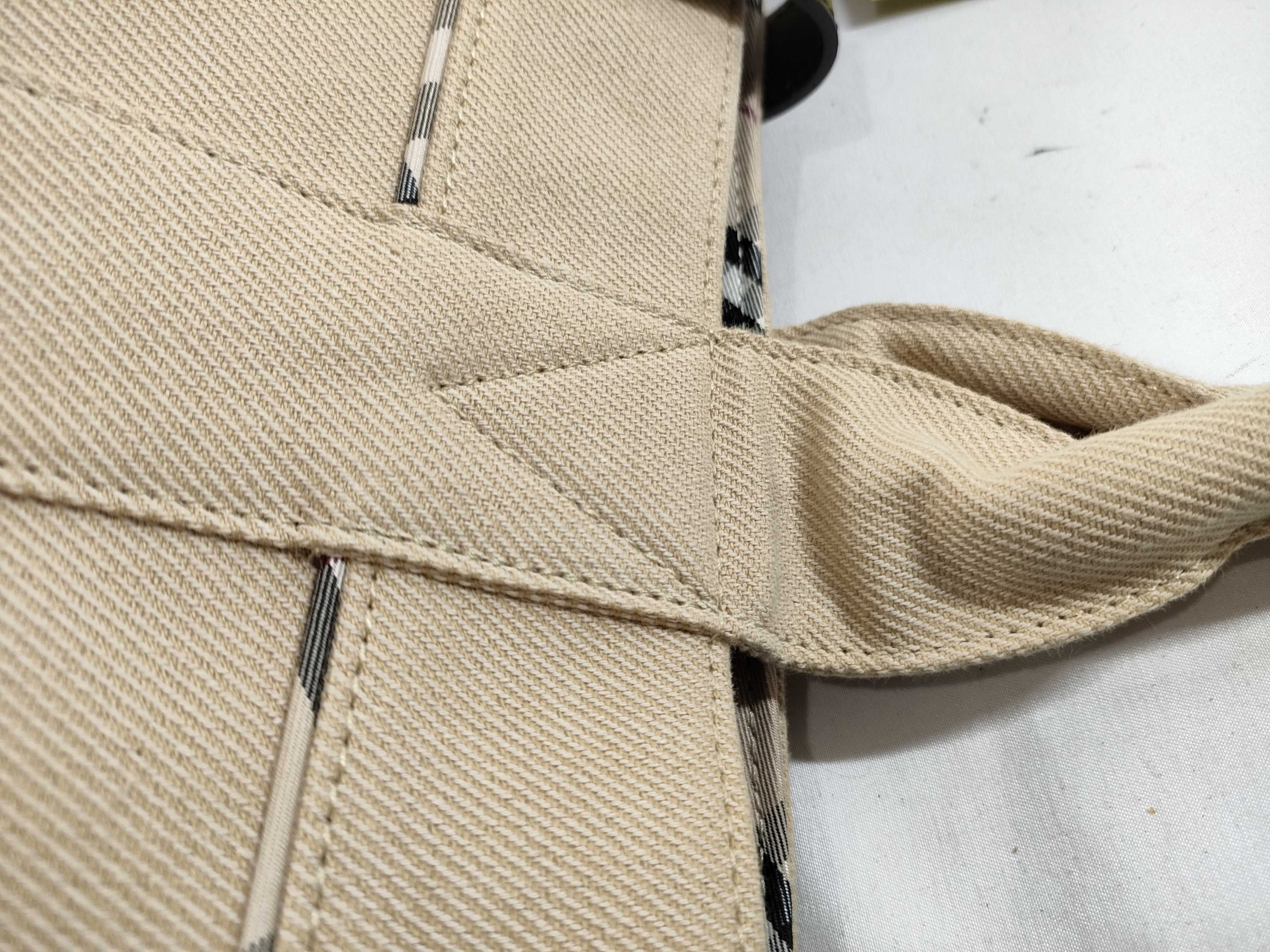 Canvas Handbag in Beige Nova Check Tote Bag — view 5