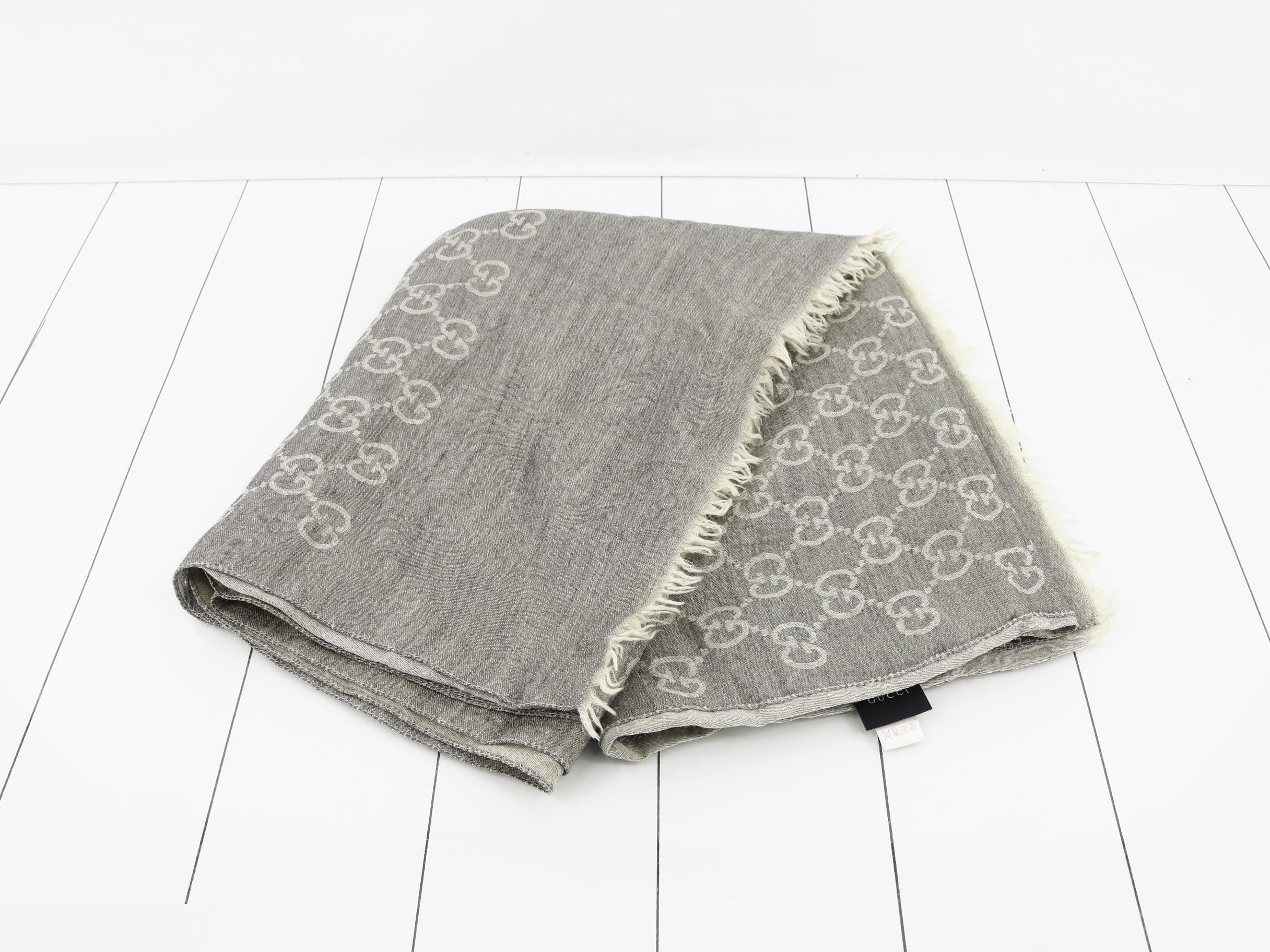 GG pattern stole, gray, 165903, 3G646, 1400 — view 3