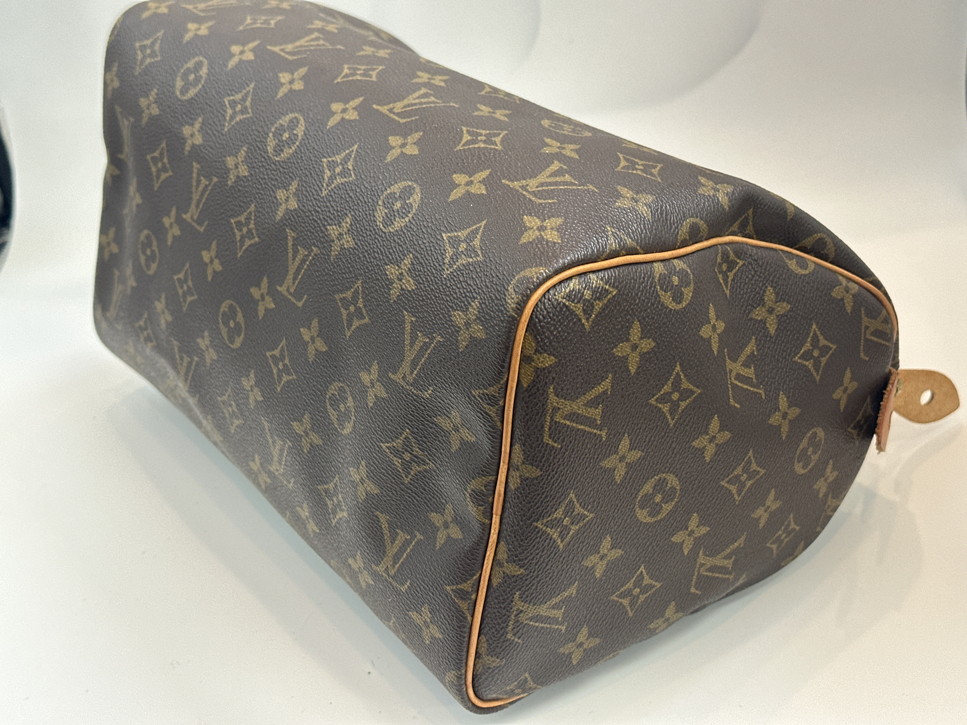 LV Monogram Speedy 30 Handbag — view 6
