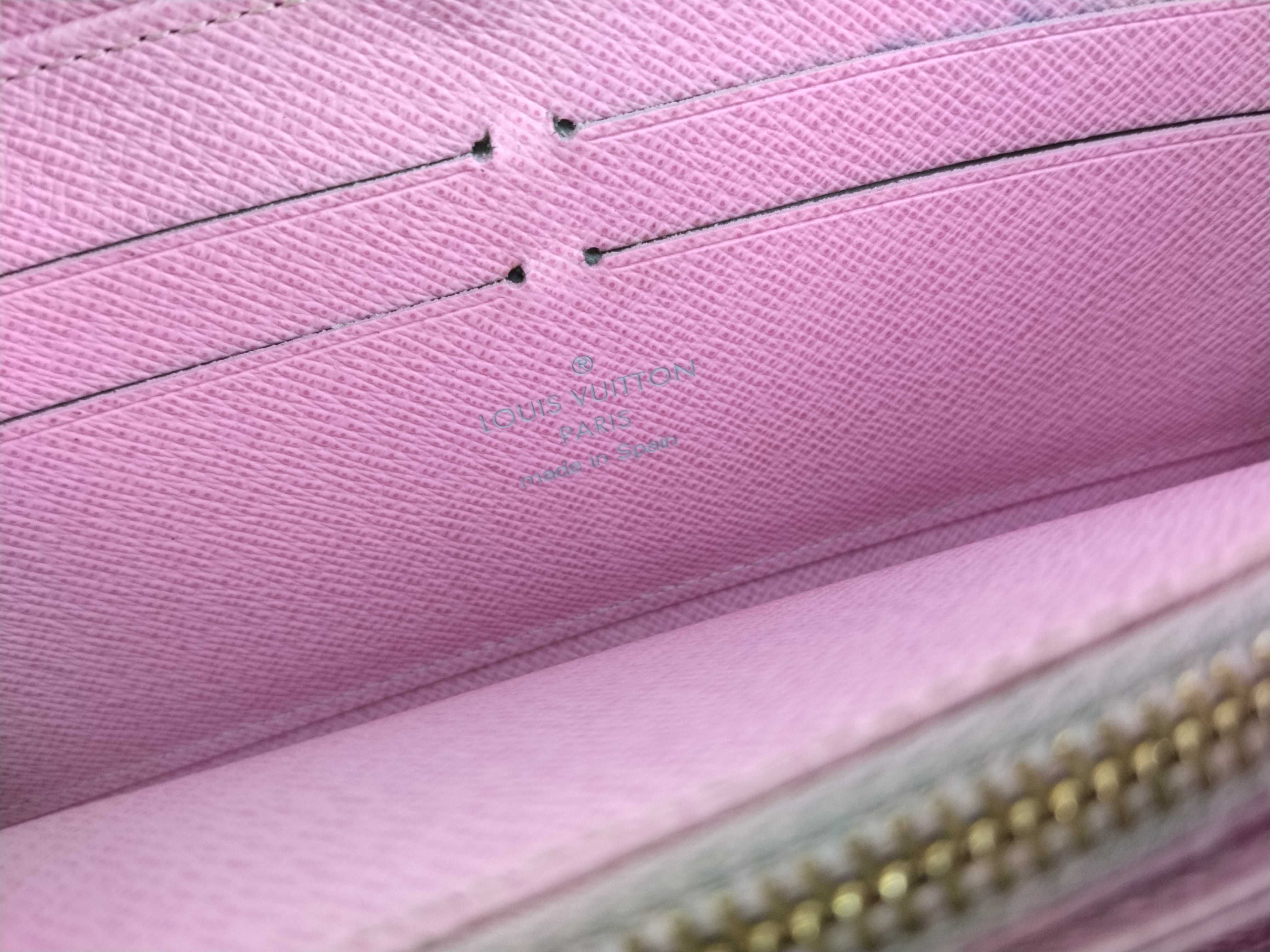 Monogram Multicolor Louis Vuitton Zippy Wallet — view 14