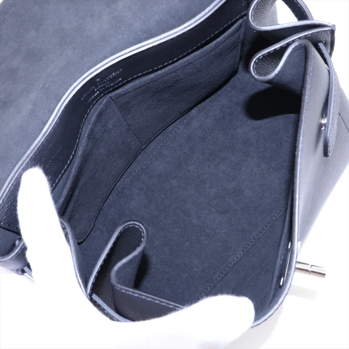 LV logo Lockme Ever MM M51395 AR3169 Black RFID responsive — view 8
