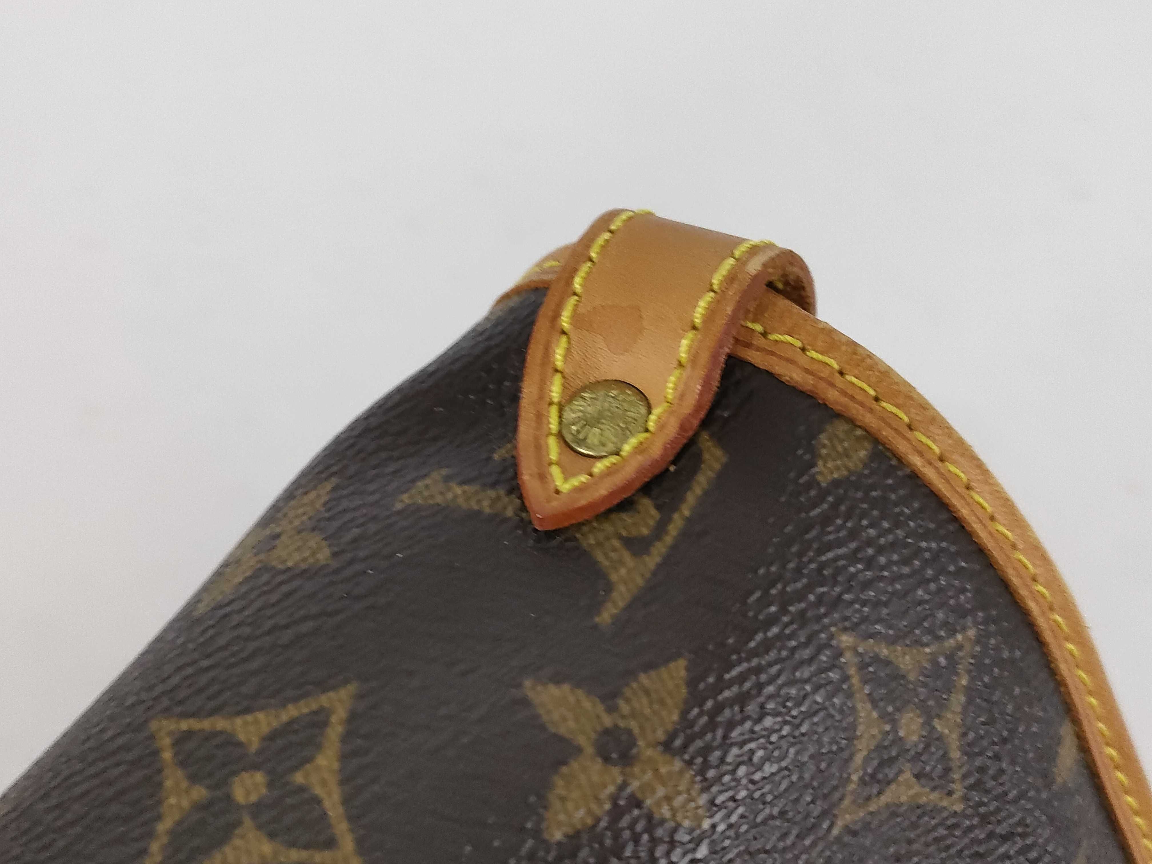 Monogram Louis Vuitton Monogram M42256 Saumur 30 Shoulder Bag — view 15