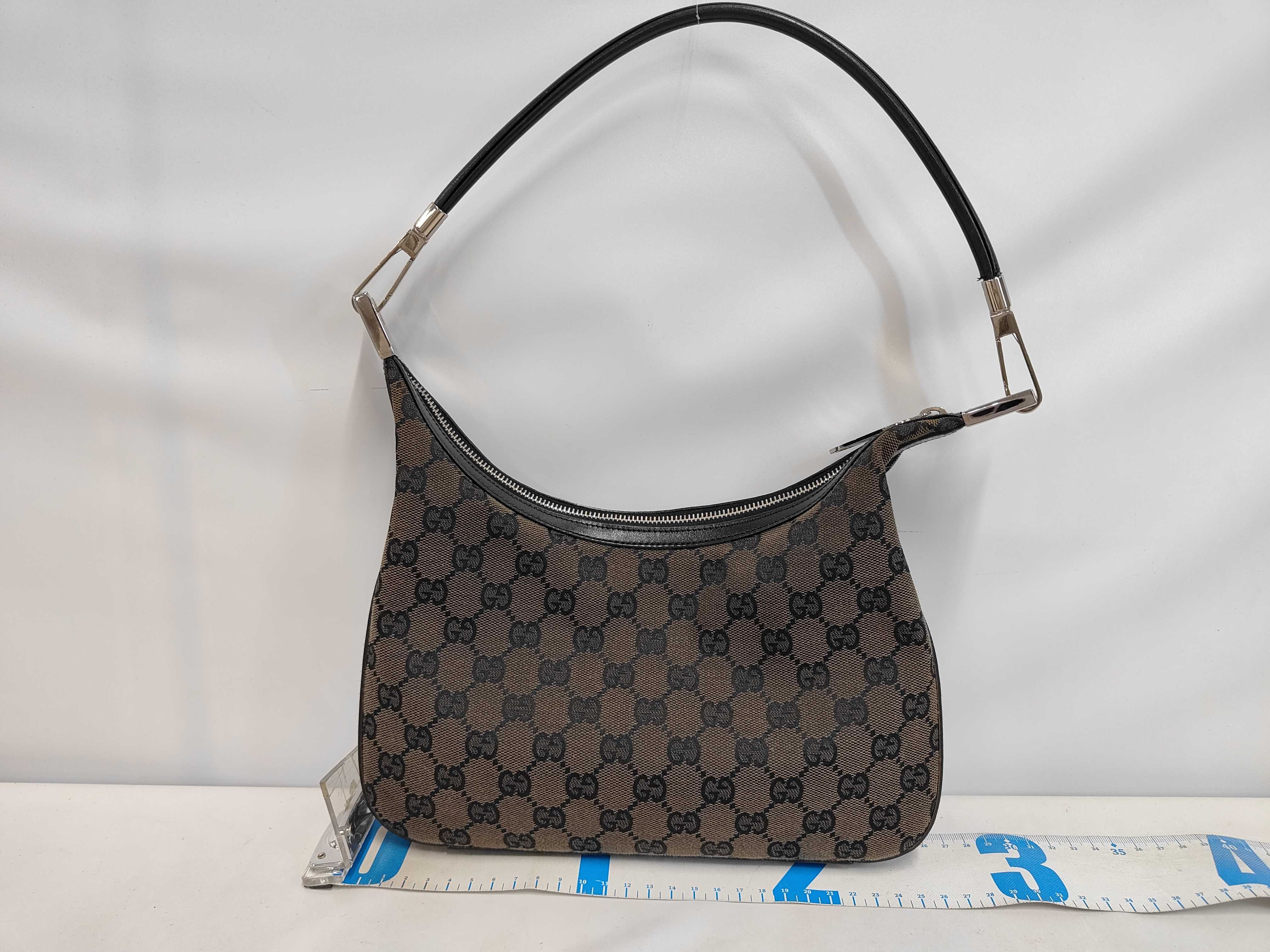 GG Canvas Black Leather One-Shoulder Bag — view 2