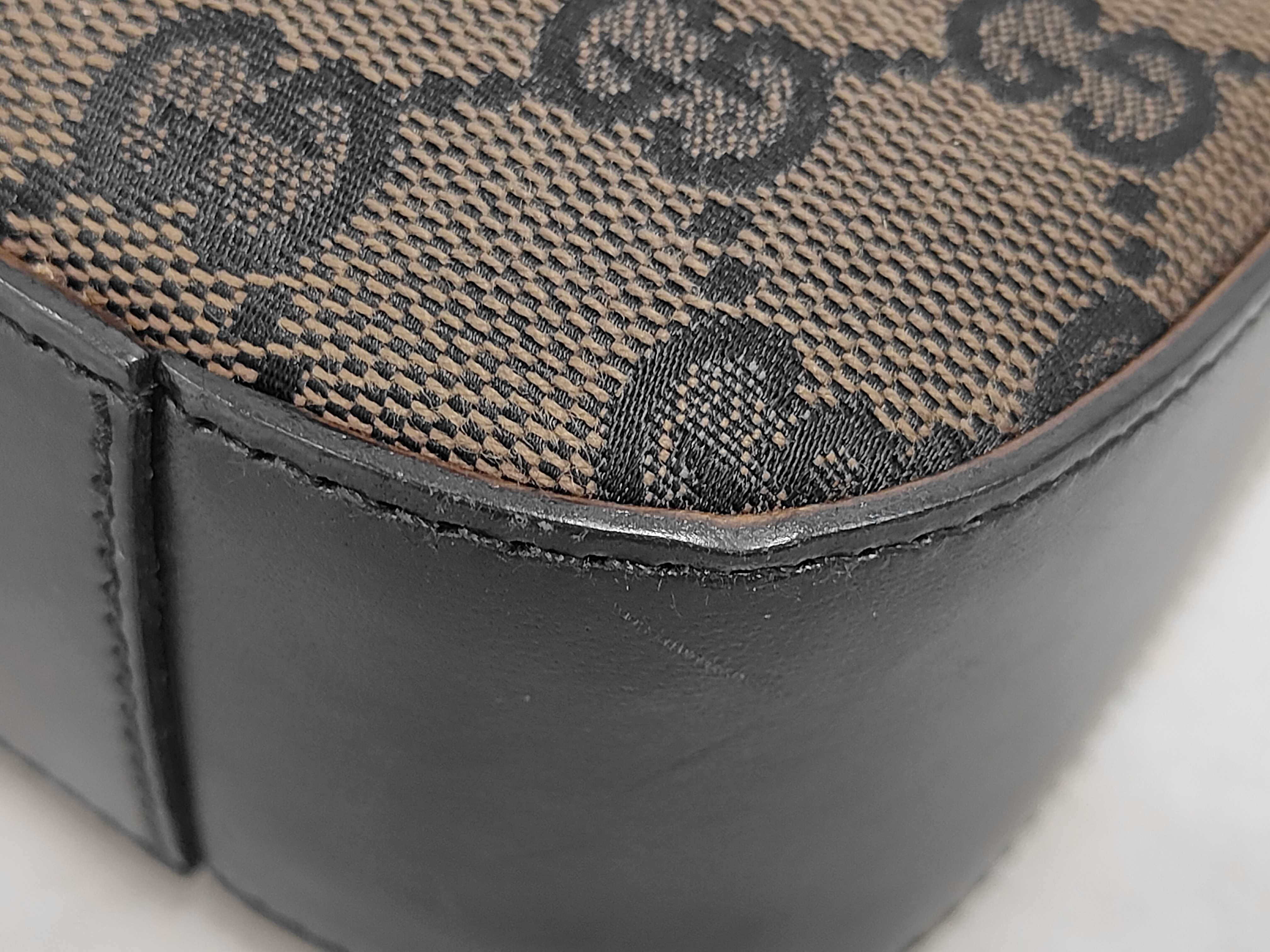 GG Canvas Black Leather One-Shoulder Bag — view 3