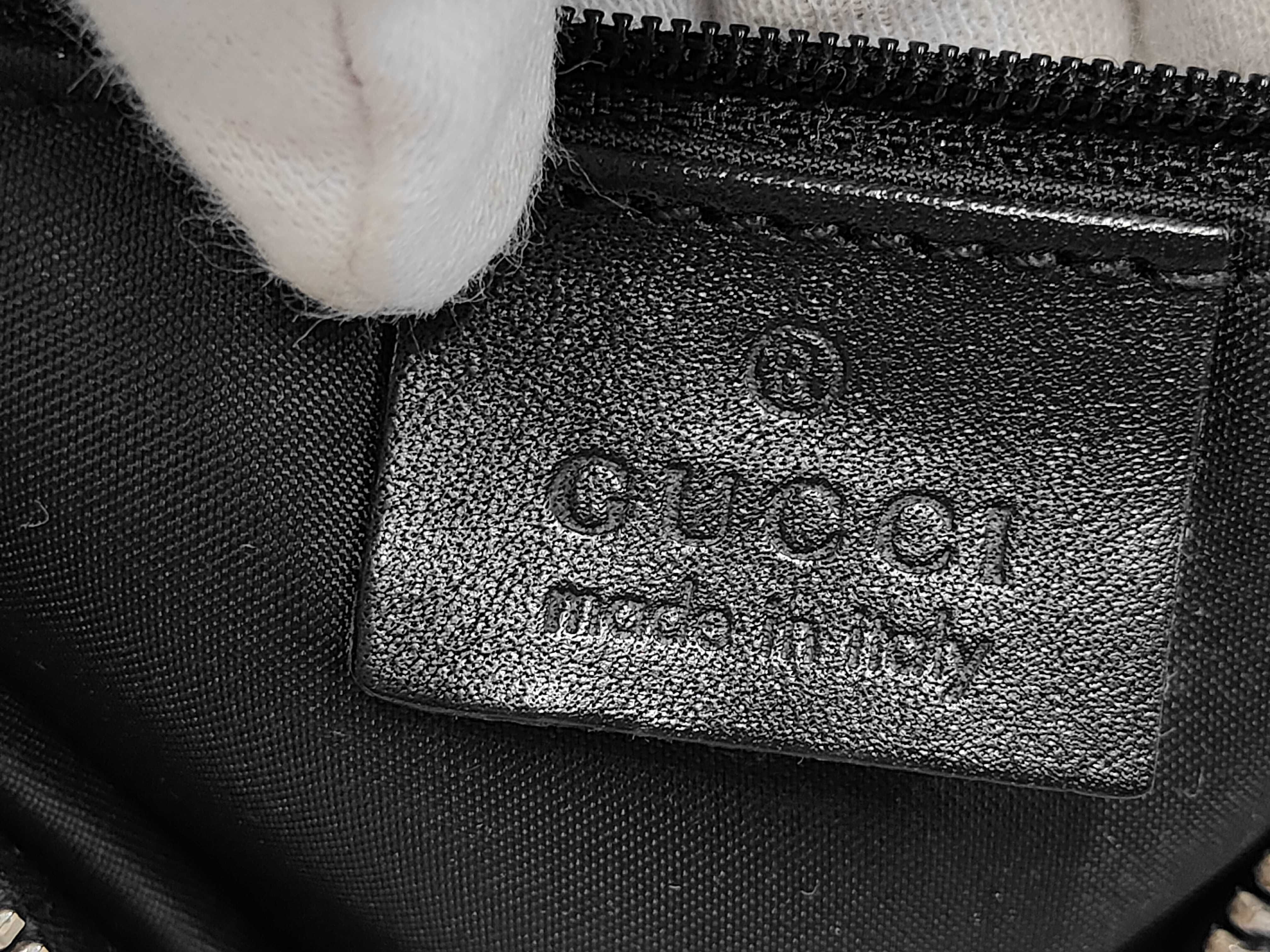 GG Canvas Black Leather One-Shoulder Bag — view 8