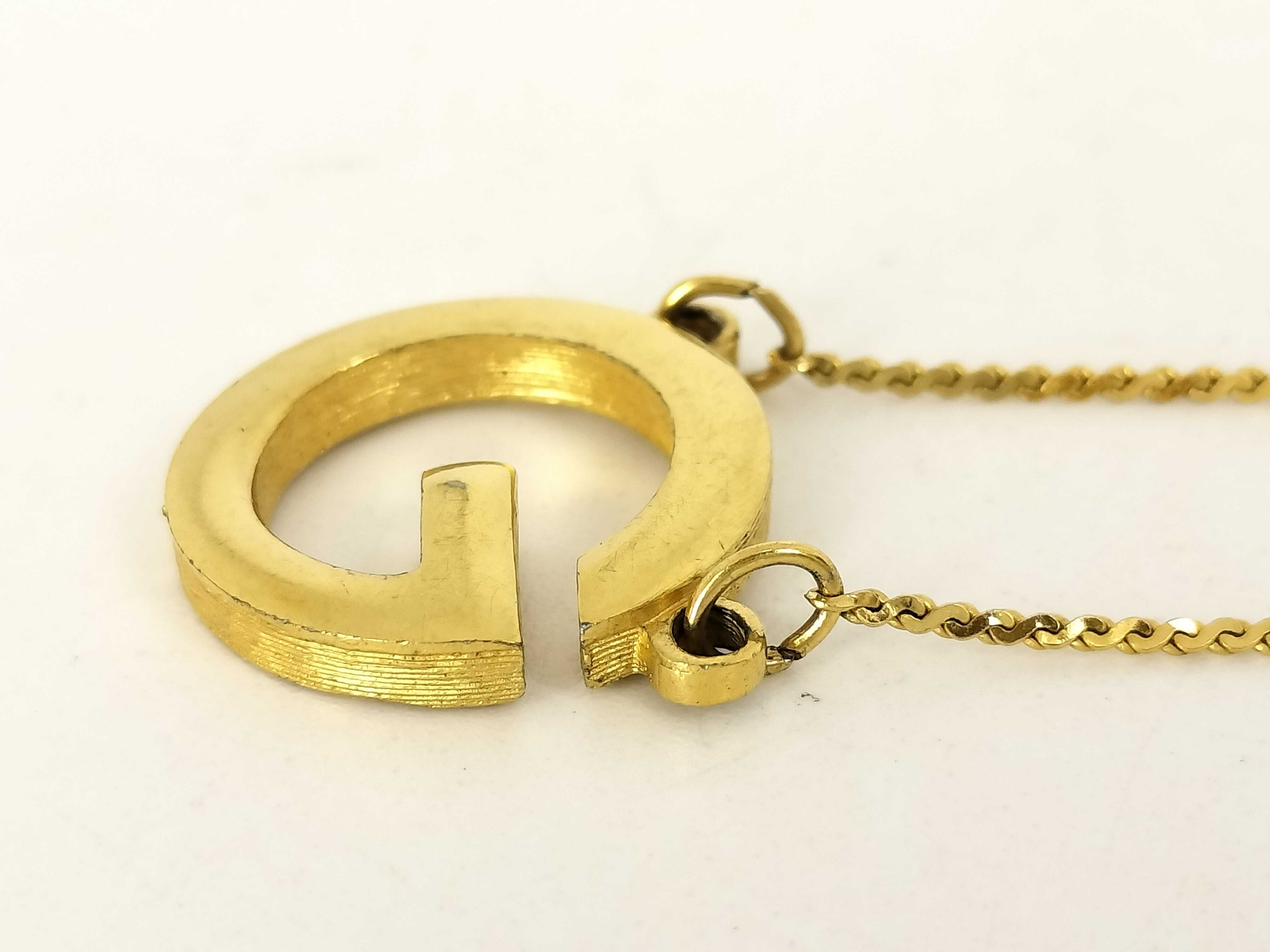 necklace — view 3