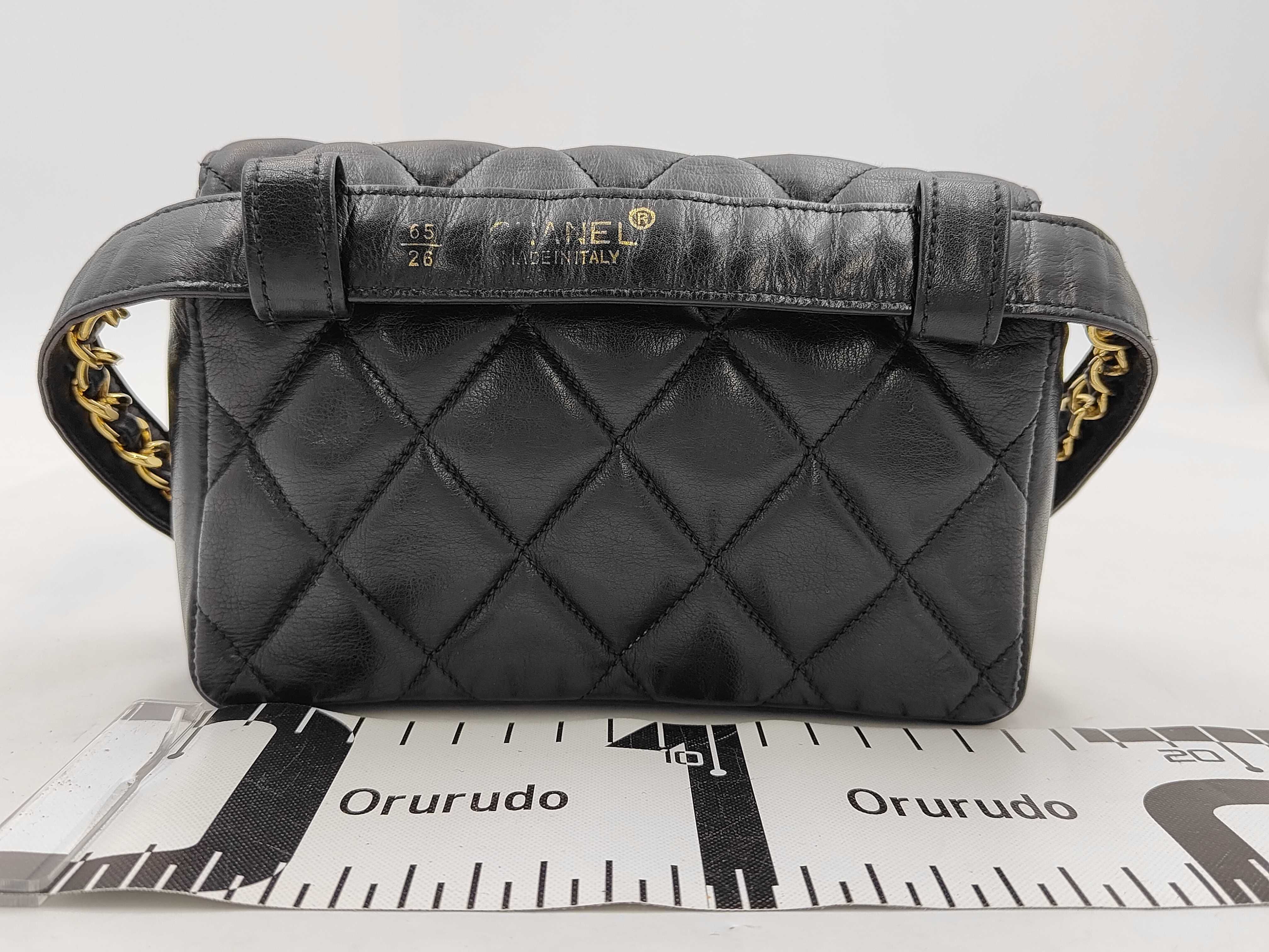 Matelassé Coco Mark Chain Waist Bag, Black — view 2