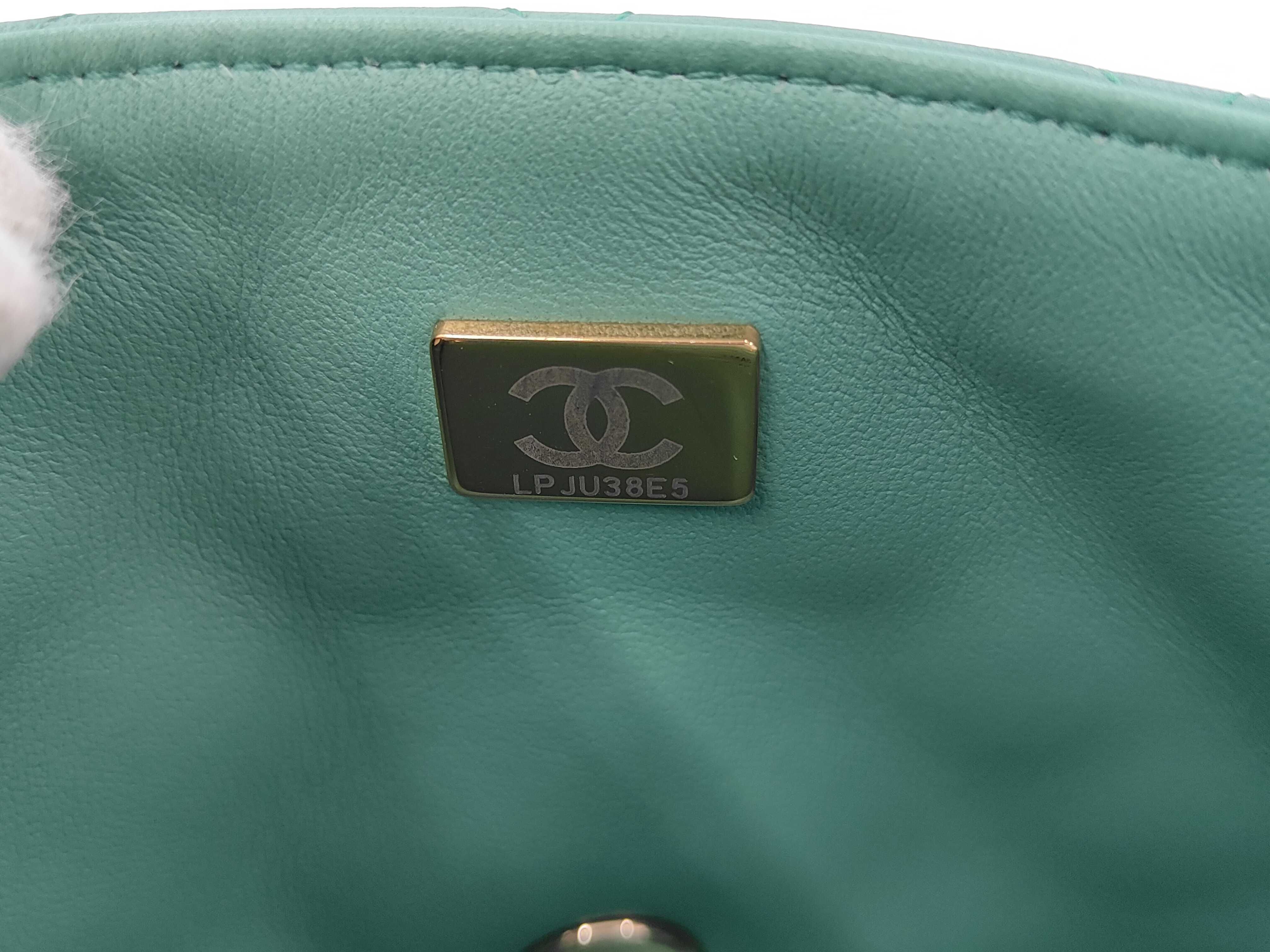 Lambskin Green Mini Matelassé RFID Shoulder Bag — view 15
