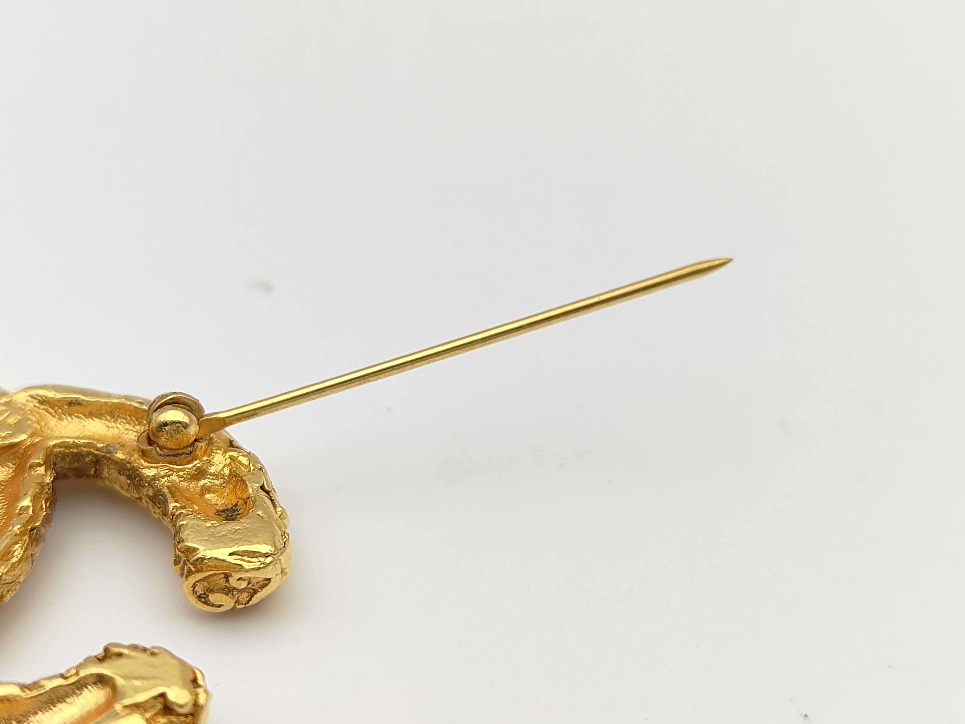 93A Coco Mark Lava Fringe Brooch — view 3