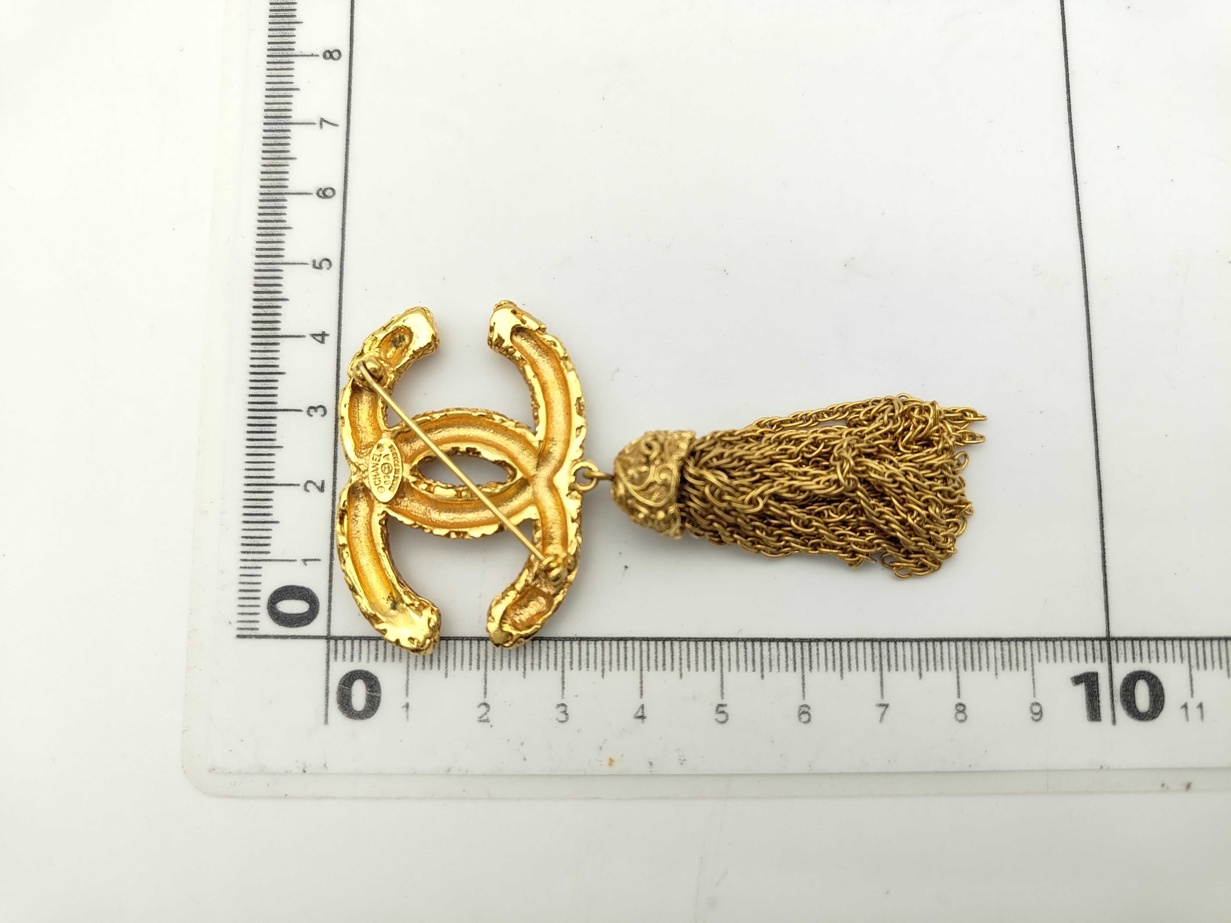 93A Coco Mark Lava Fringe Brooch — view 5