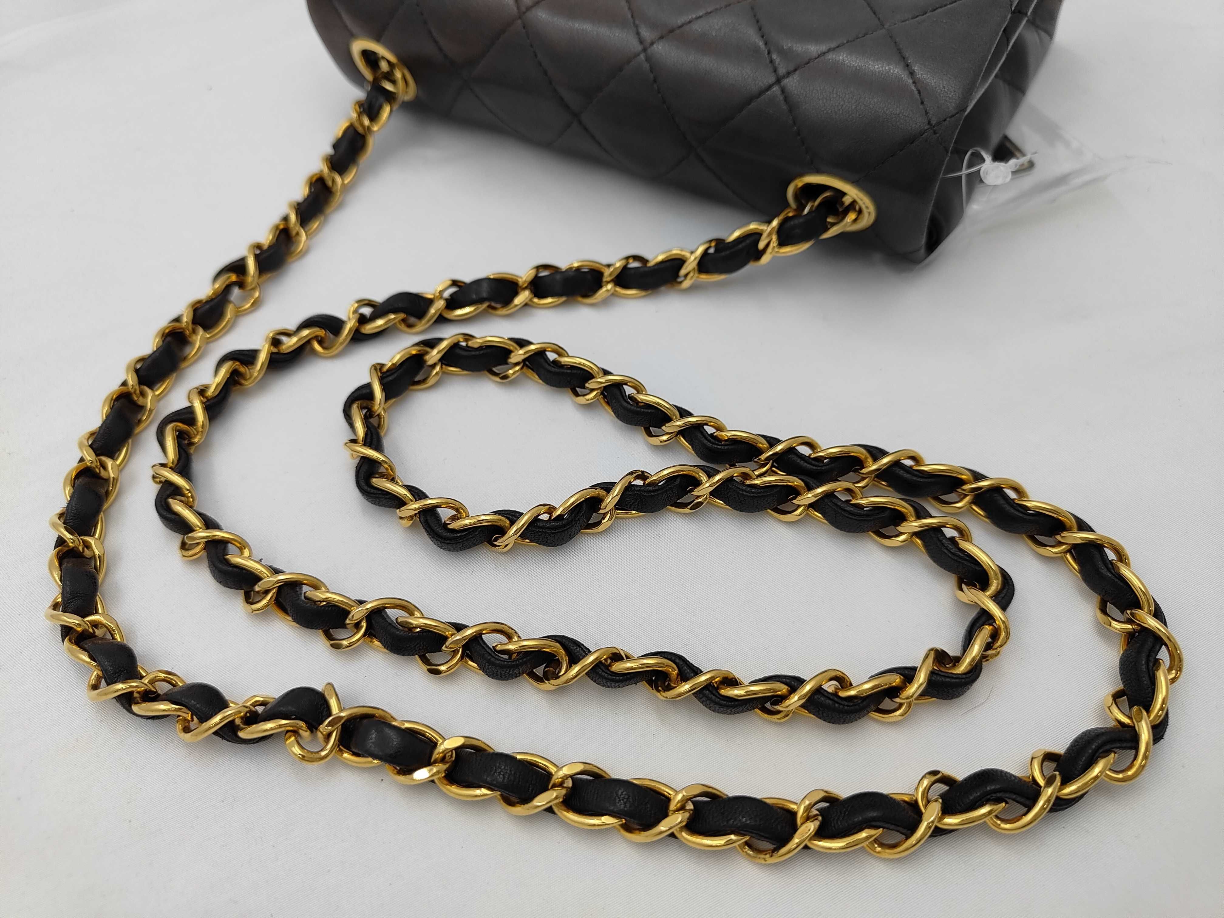 Mini Matelassé 17 Black Gold Hardware Chain Shoulder Bag with Seal, Item No. 3, 3223280 Shoulder Bag — view 3