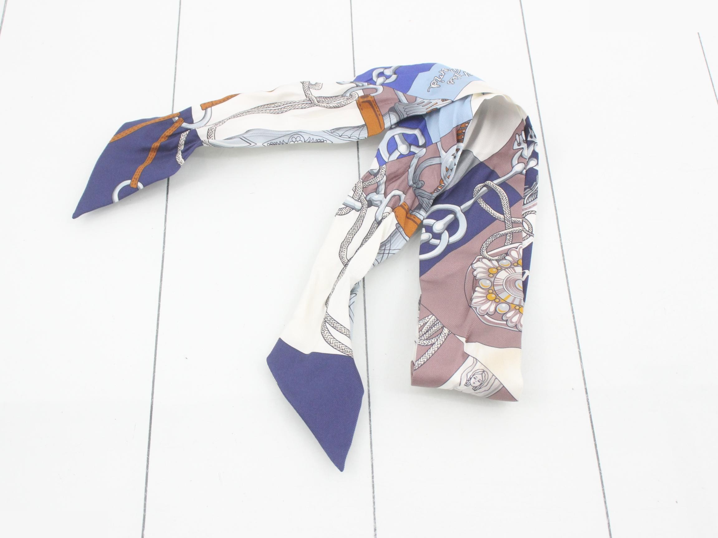 Twilly scarf with box — view 2