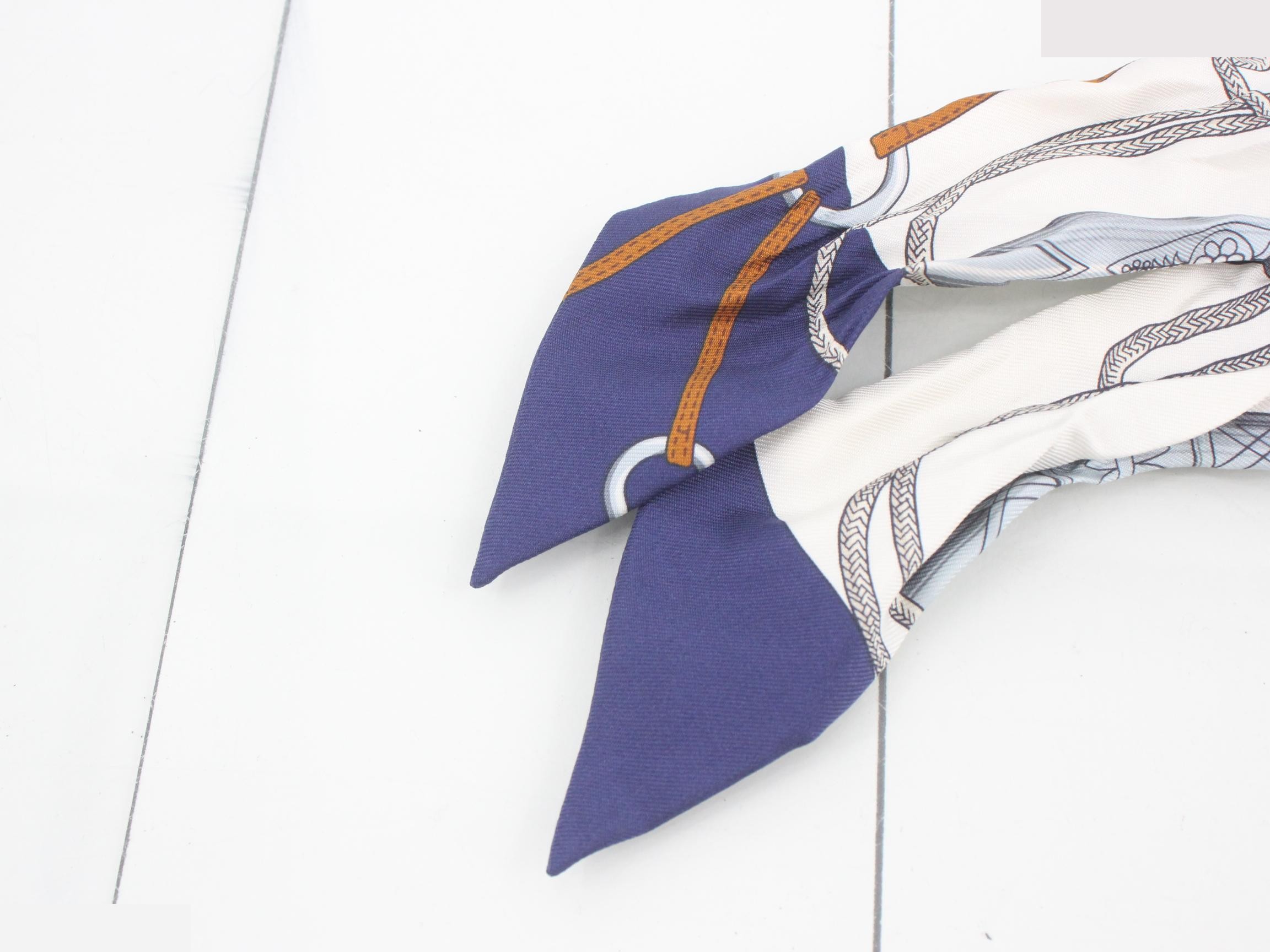 Twilly scarf with box — view 3
