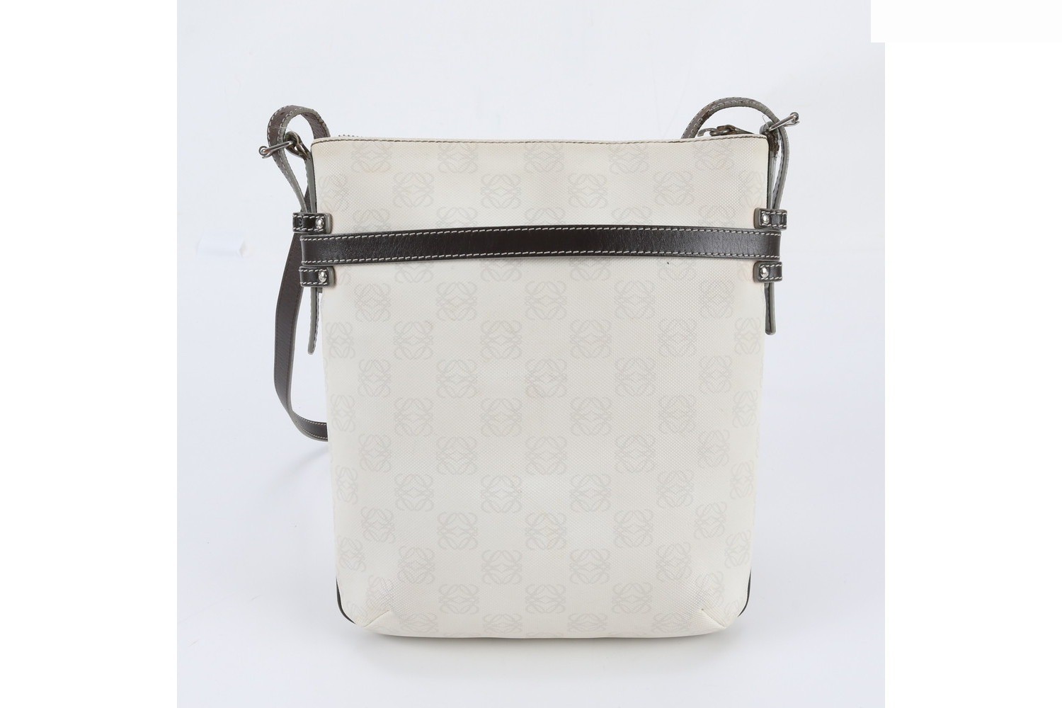 Anagram Repeat Leather Shoulder Bag — view 3