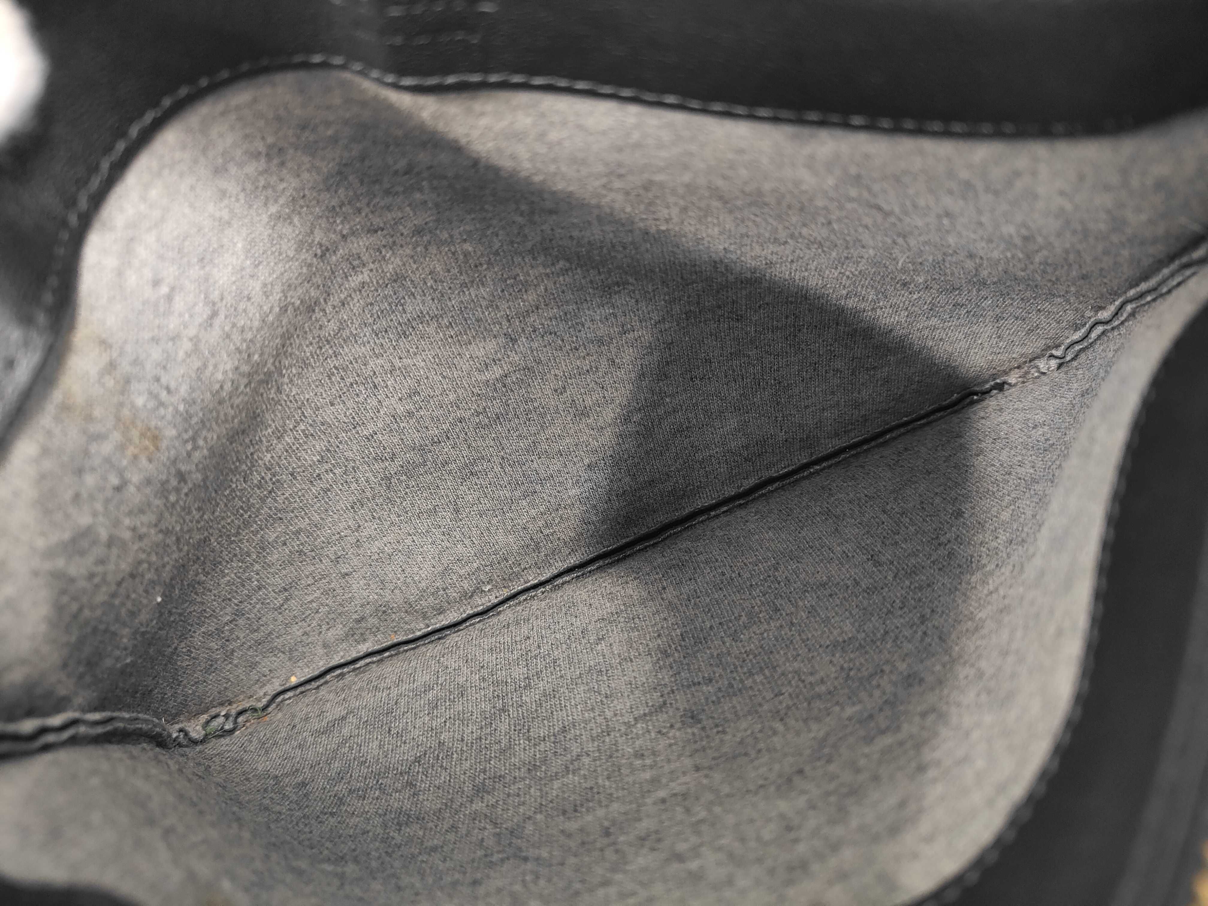 Trio Shoulder Bag — view 9