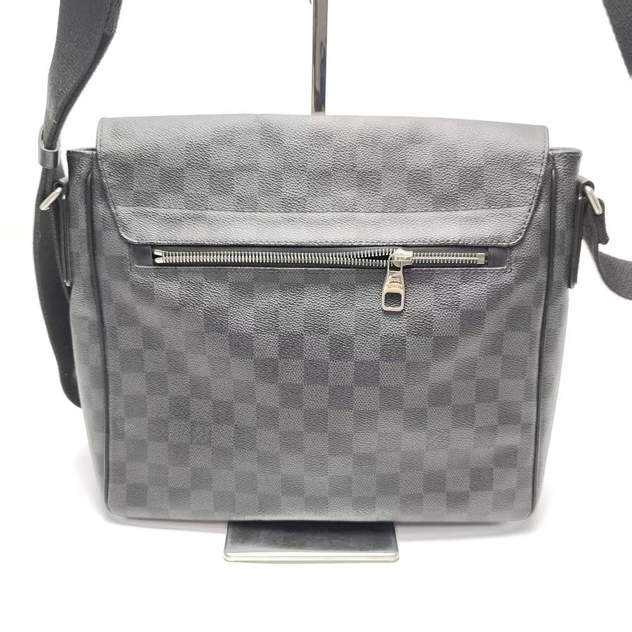 【*Shipped from: China*】LOUIS VUITTON PU Shoulder Bag — view 2