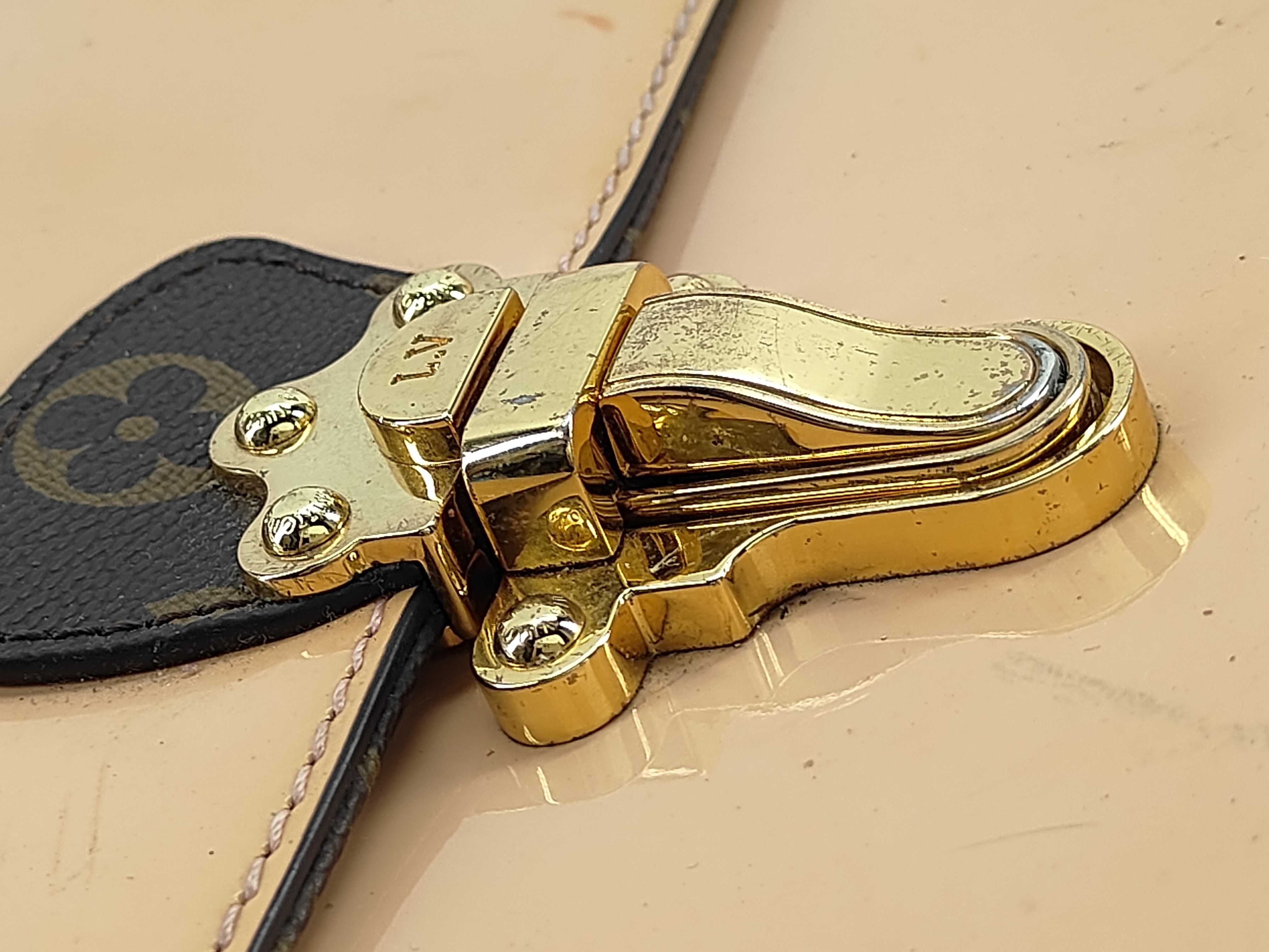 Monogram ID- Vernis x monogram Cherrywood BB M51952 Handbag — view 9