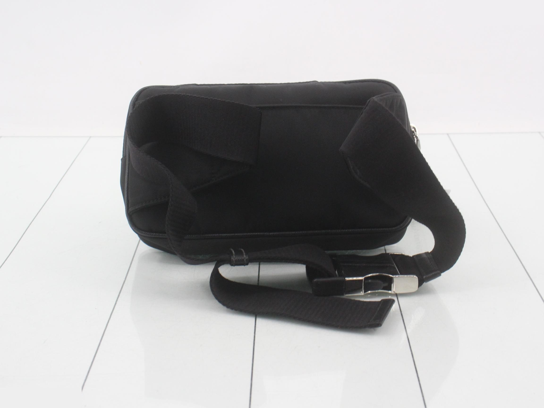 Crossbody waist bag — view 2