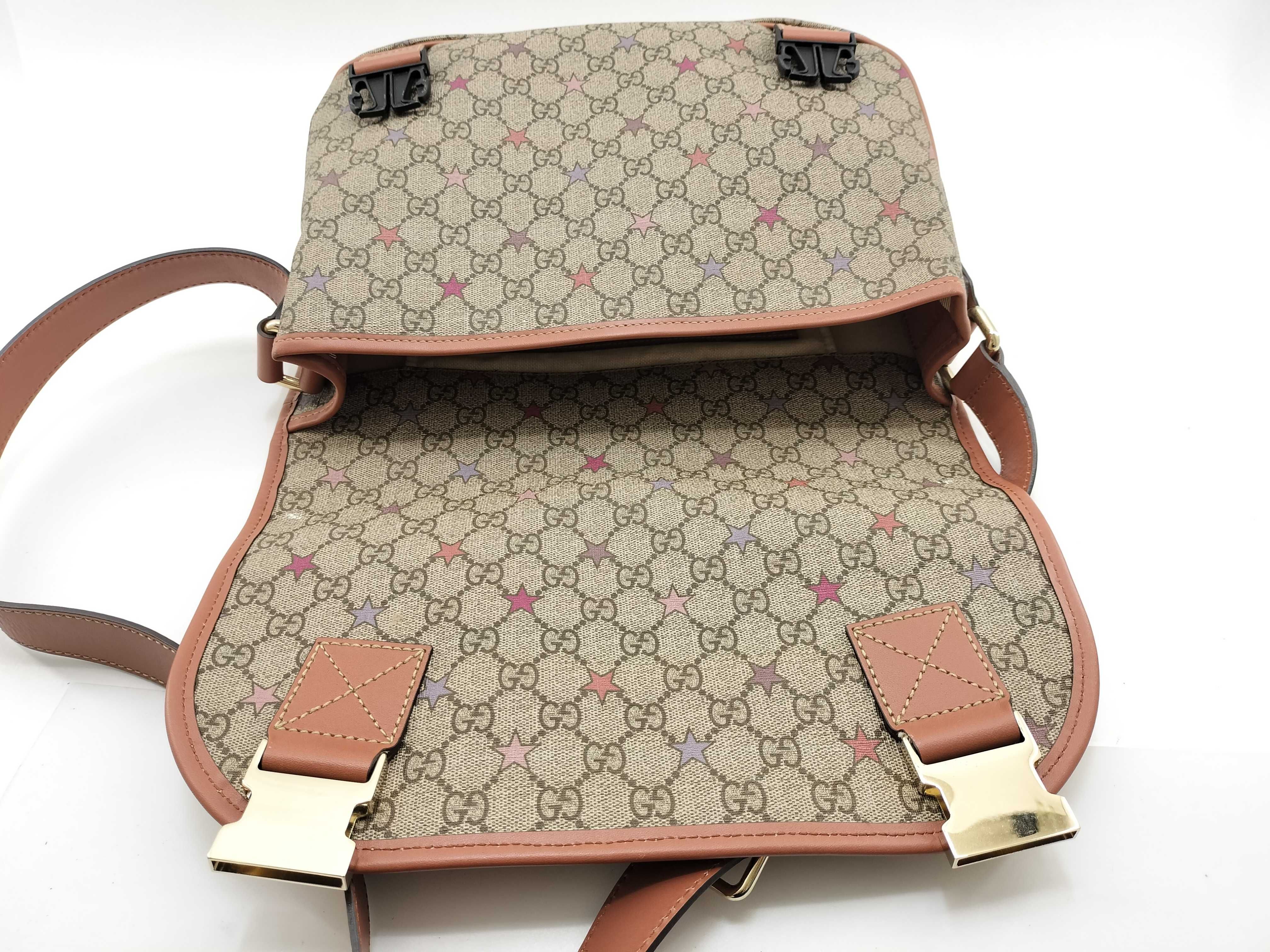 GG Supreme Gucci GG pattern shoulder bag — view 13