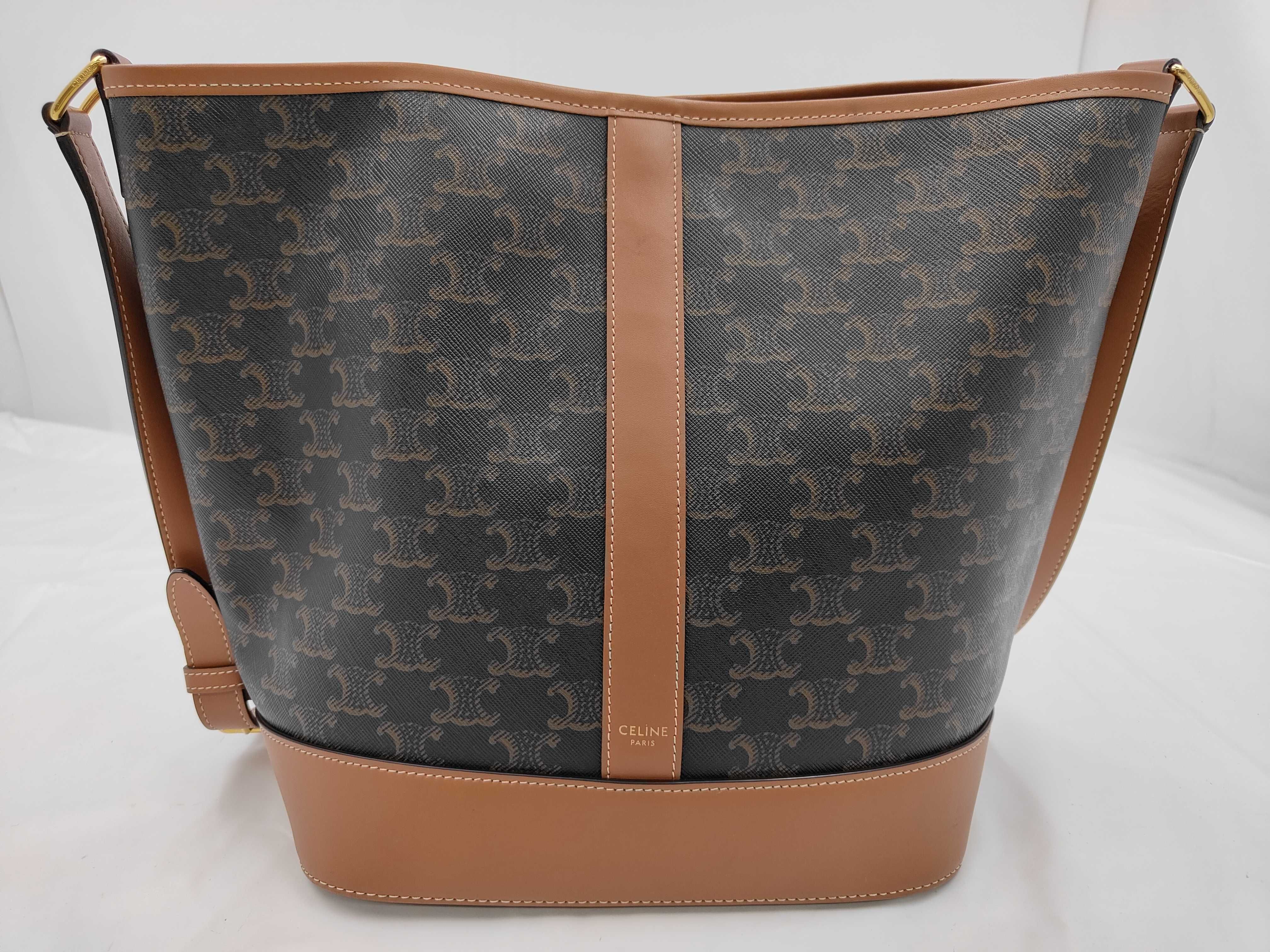 Triomphe Shoulder Bag