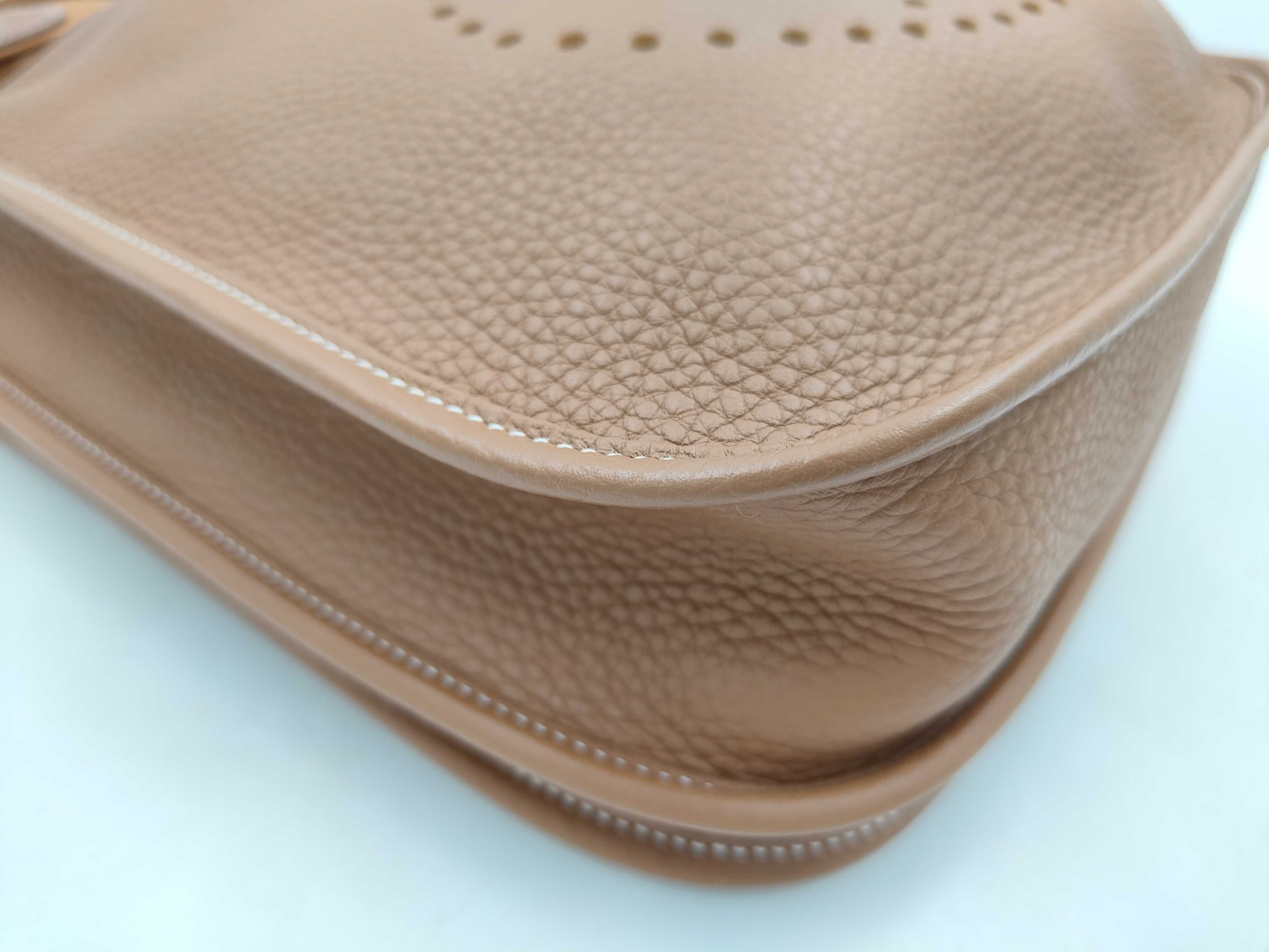 Evelyne 3PM Taurillon leather, gold, silver hardware, K stamp, shoulder bag — view 4