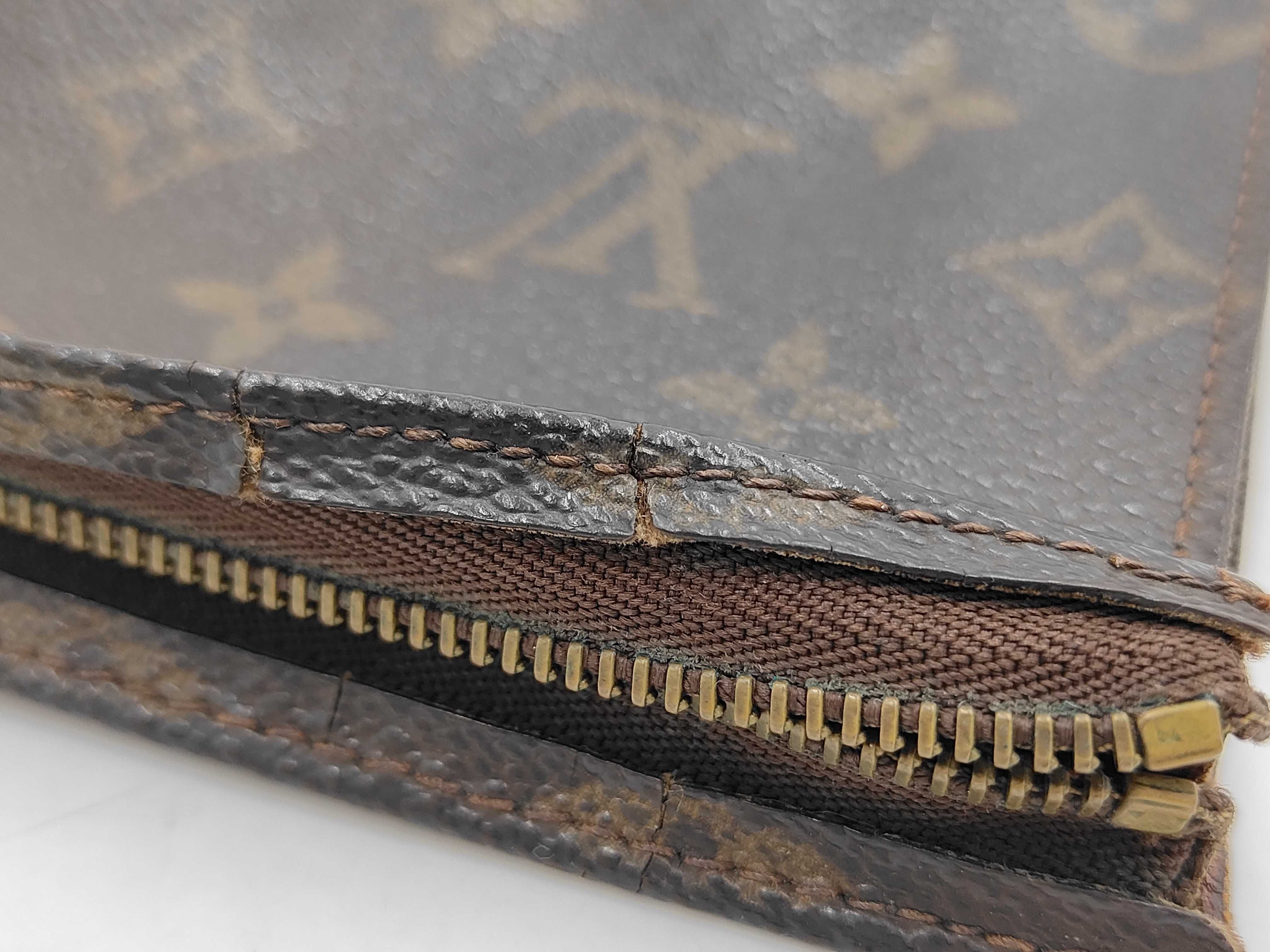 Monogram Pochette Toilette 26 864AN Second Bag — view 8