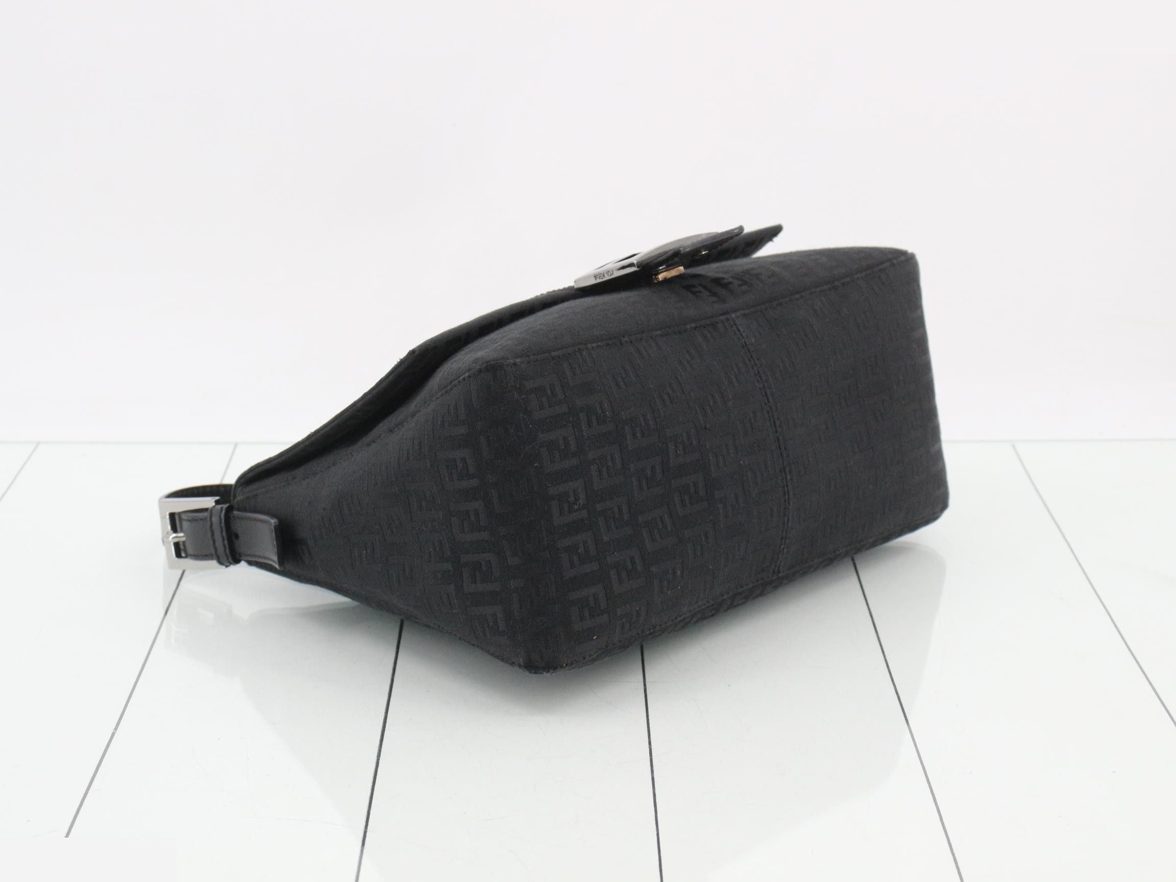Zucchino Mamma Bucket Shoulder Bag, Canvas/Leather, Black — view 5