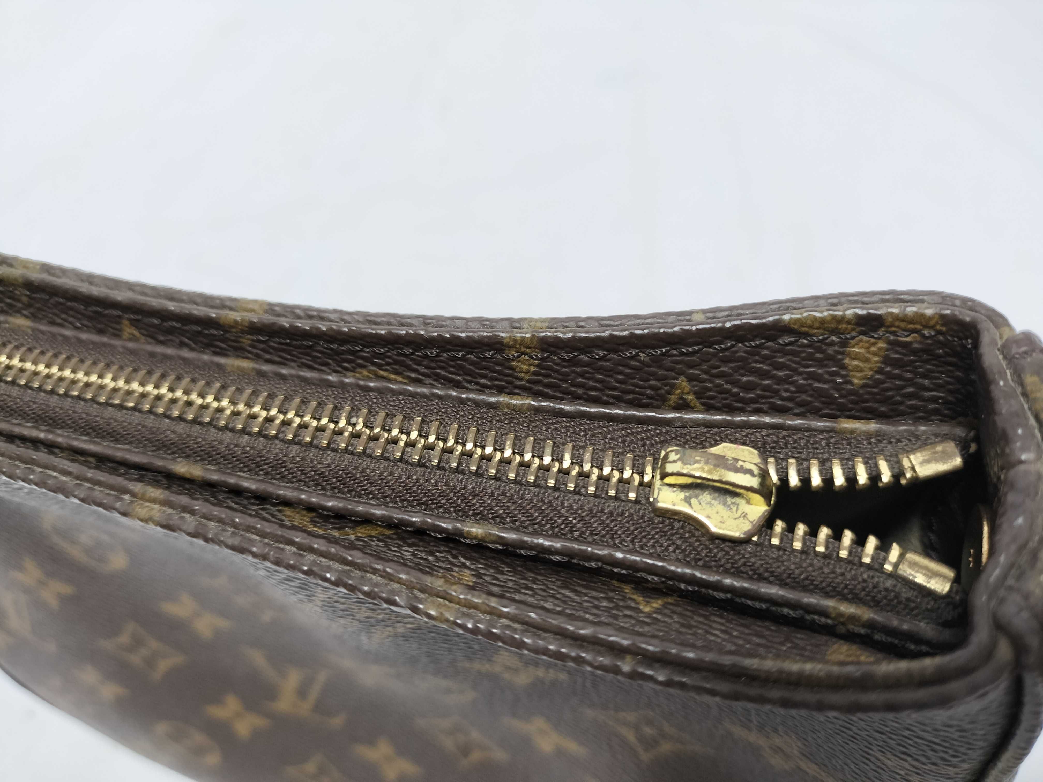 Monogram Looping MM M51146 FL1010 Monogram Shoulder Bag — view 7