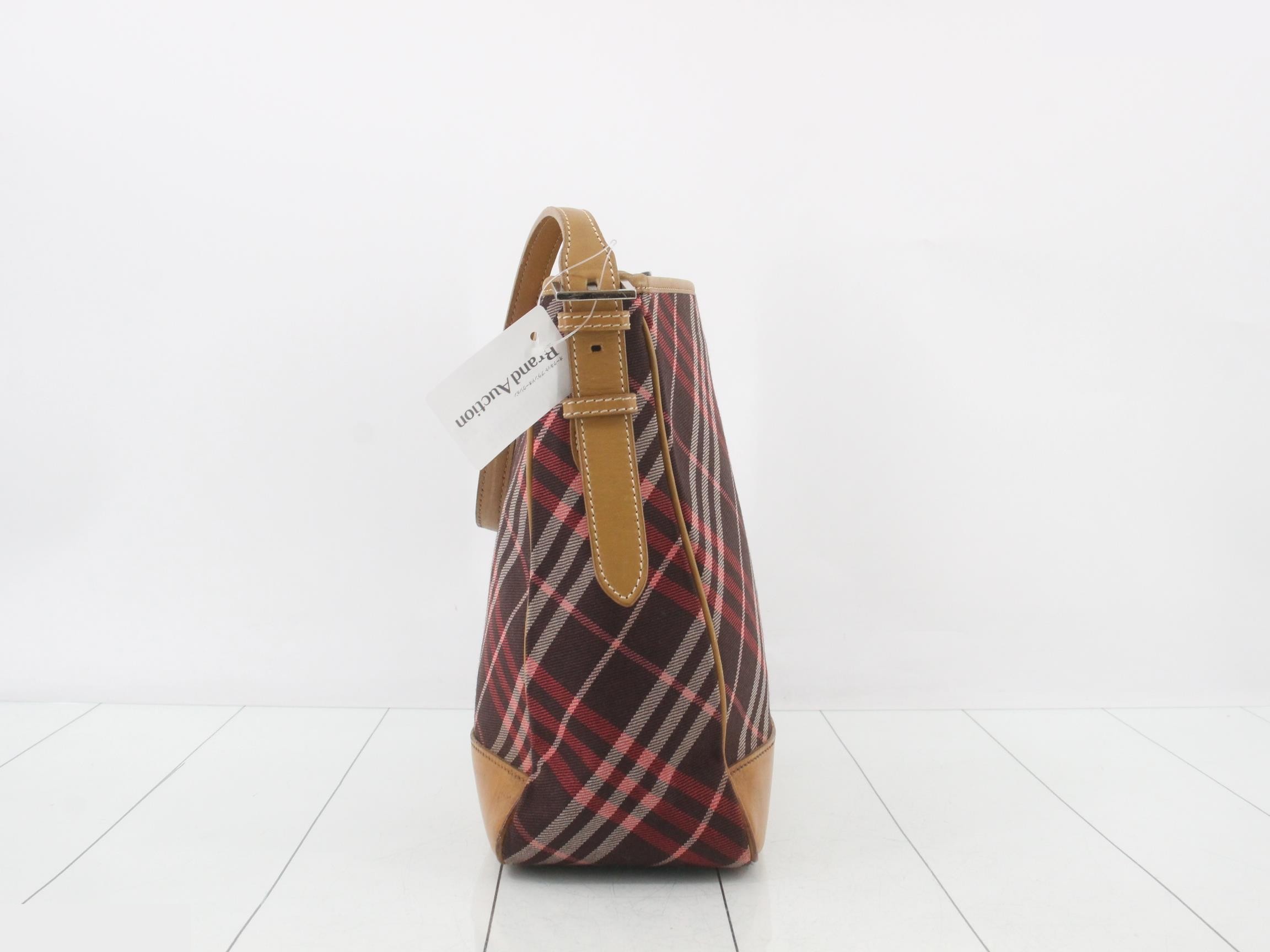 Shoulder bag — view 4