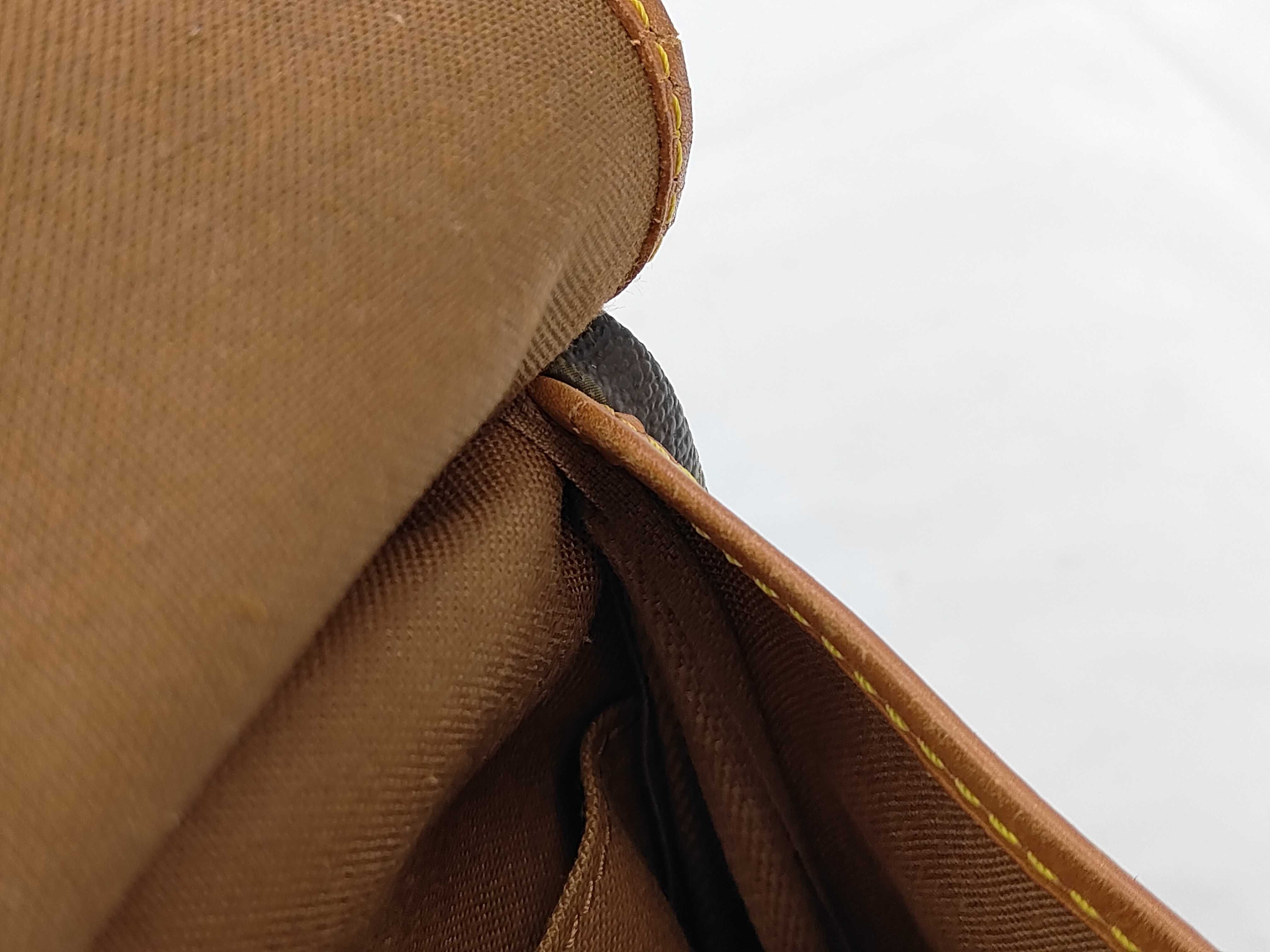 Saumur Shoulder Bag — view 10