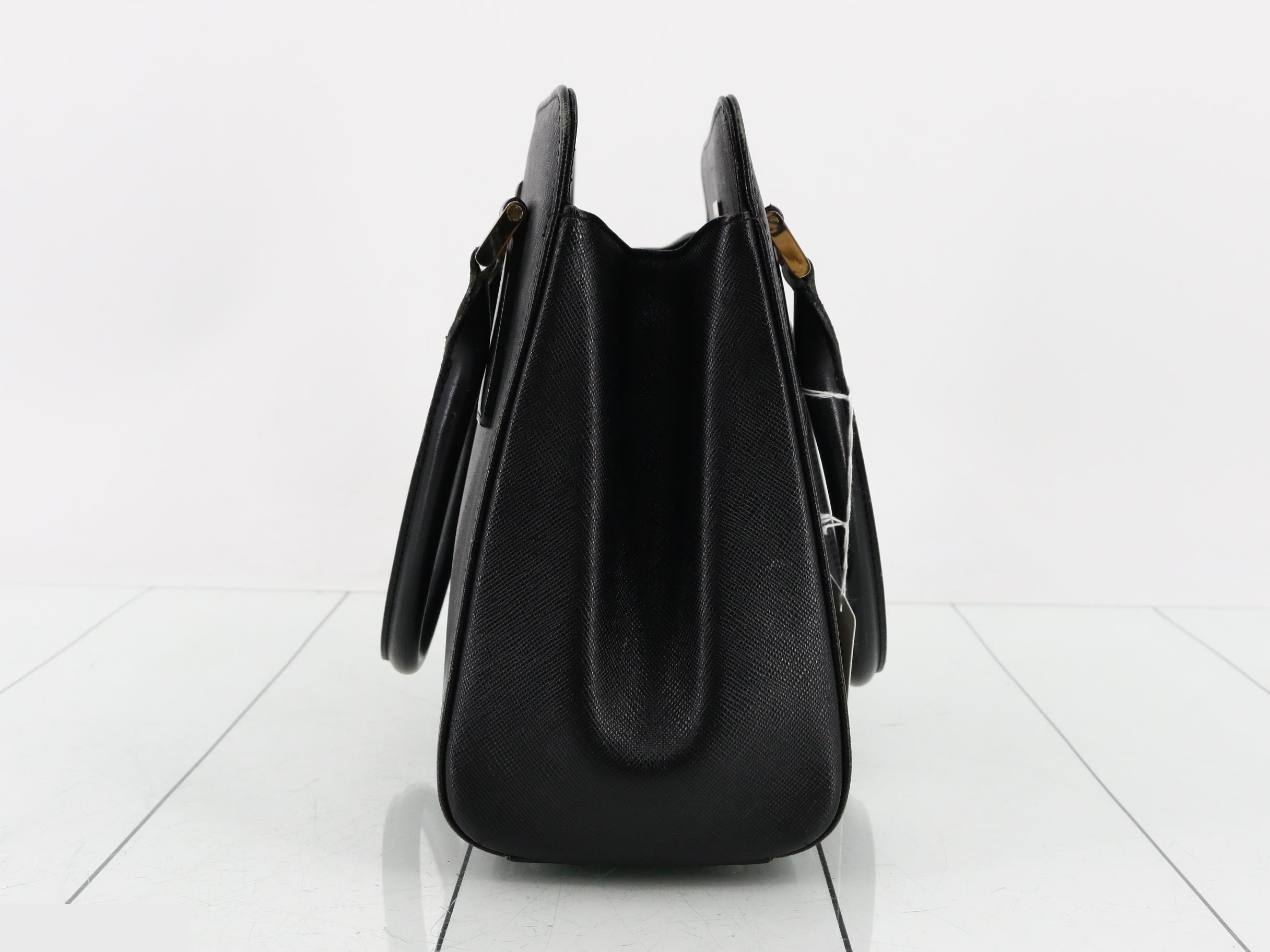 handbag — view 3