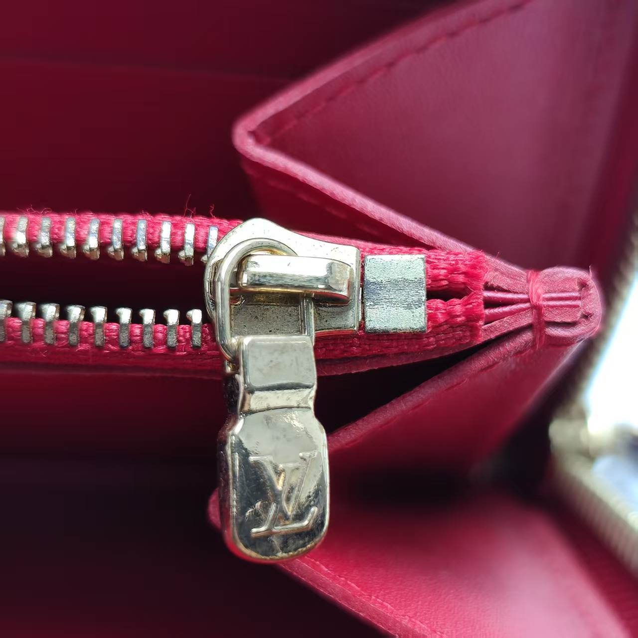 【*Shipped from: China*】LOUIS VUITTON Patent Leather Wallet — view 7