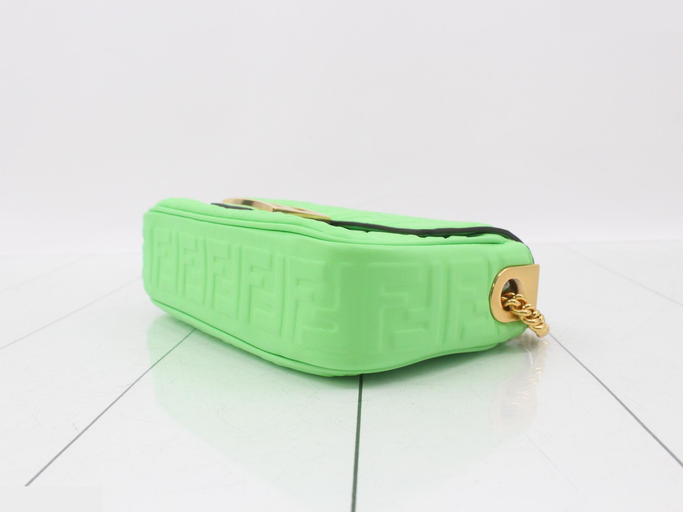 Unused baguette, green — view 6