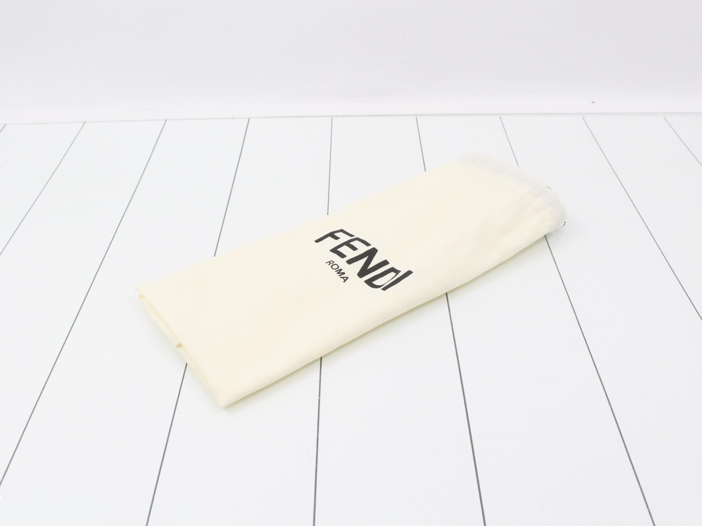 Unused baguette, green — view 7