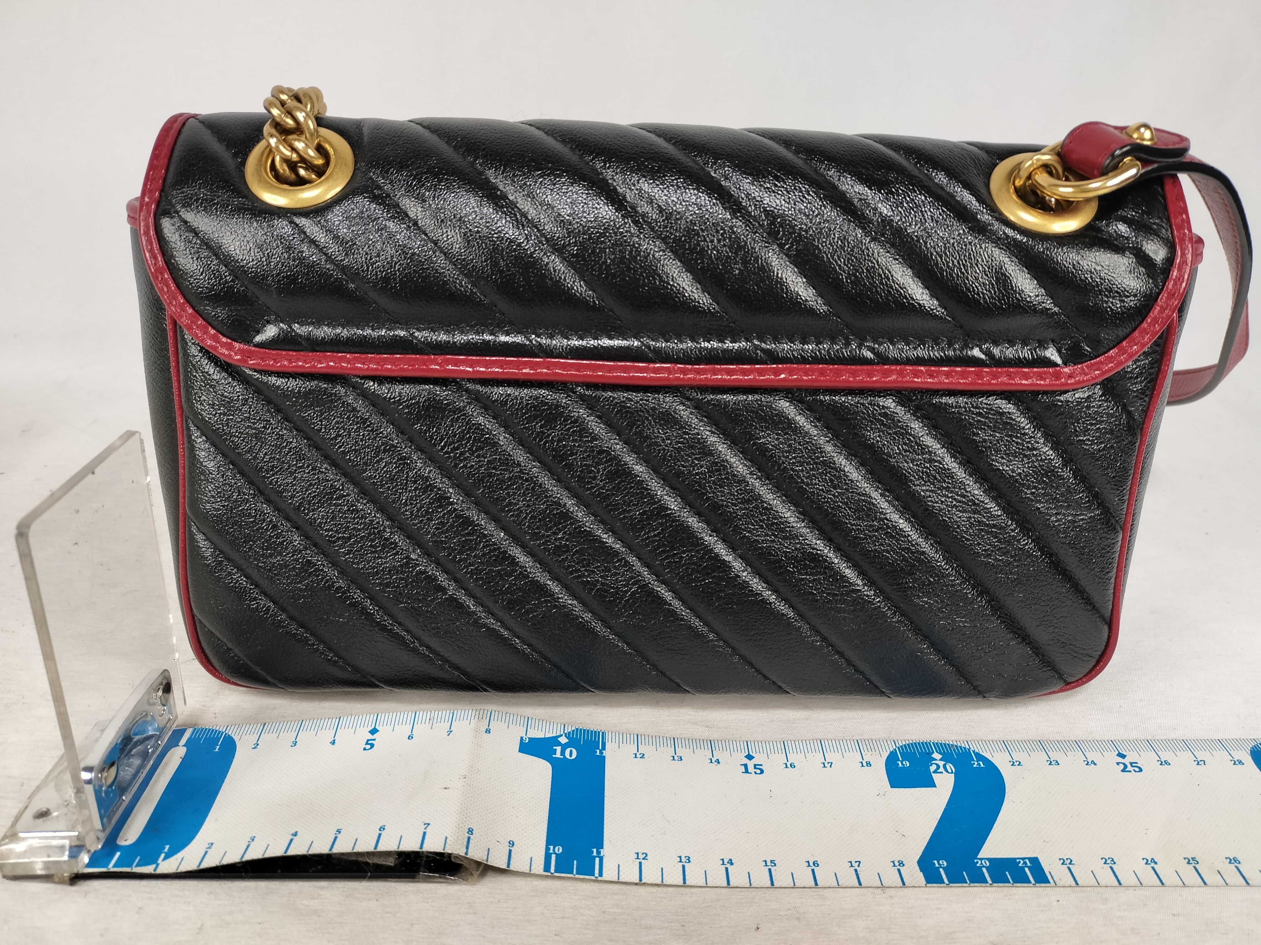 GG Marmont 443497 Leather Chain Shoulder Bag — view 2