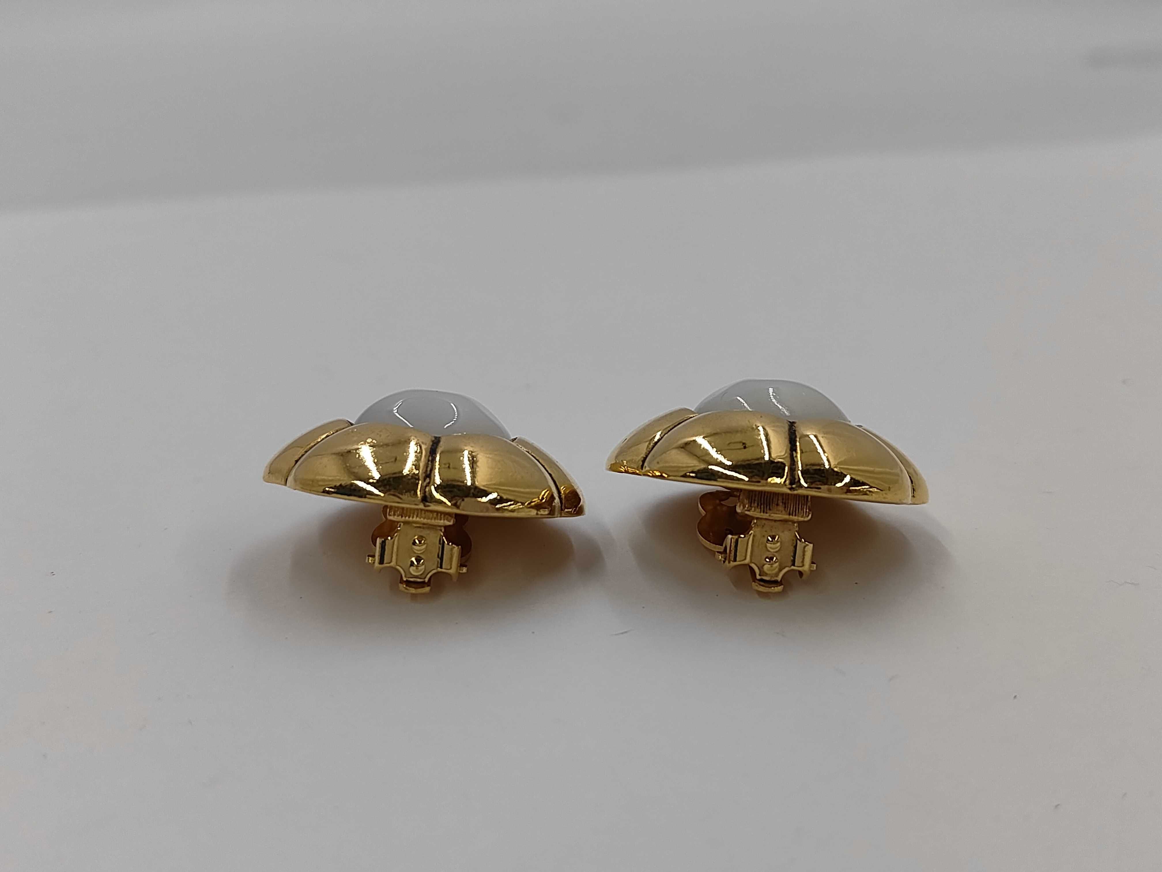 brand jewelry earrings, pearl earrings. — view 3