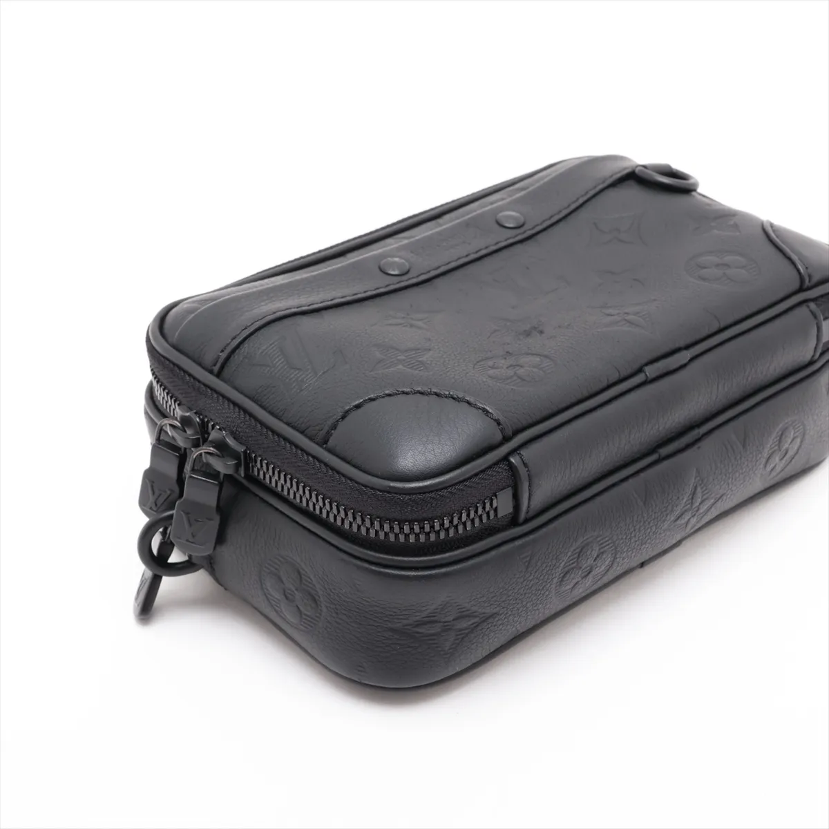 Monogram Shadow Alpha Wearable Wallet NV M82544 Black (RFID responsive) — view 4