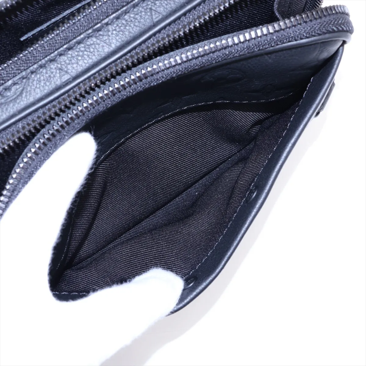 Monogram Shadow Alpha Wearable Wallet NV M82544 Black (RFID responsive) — view 8