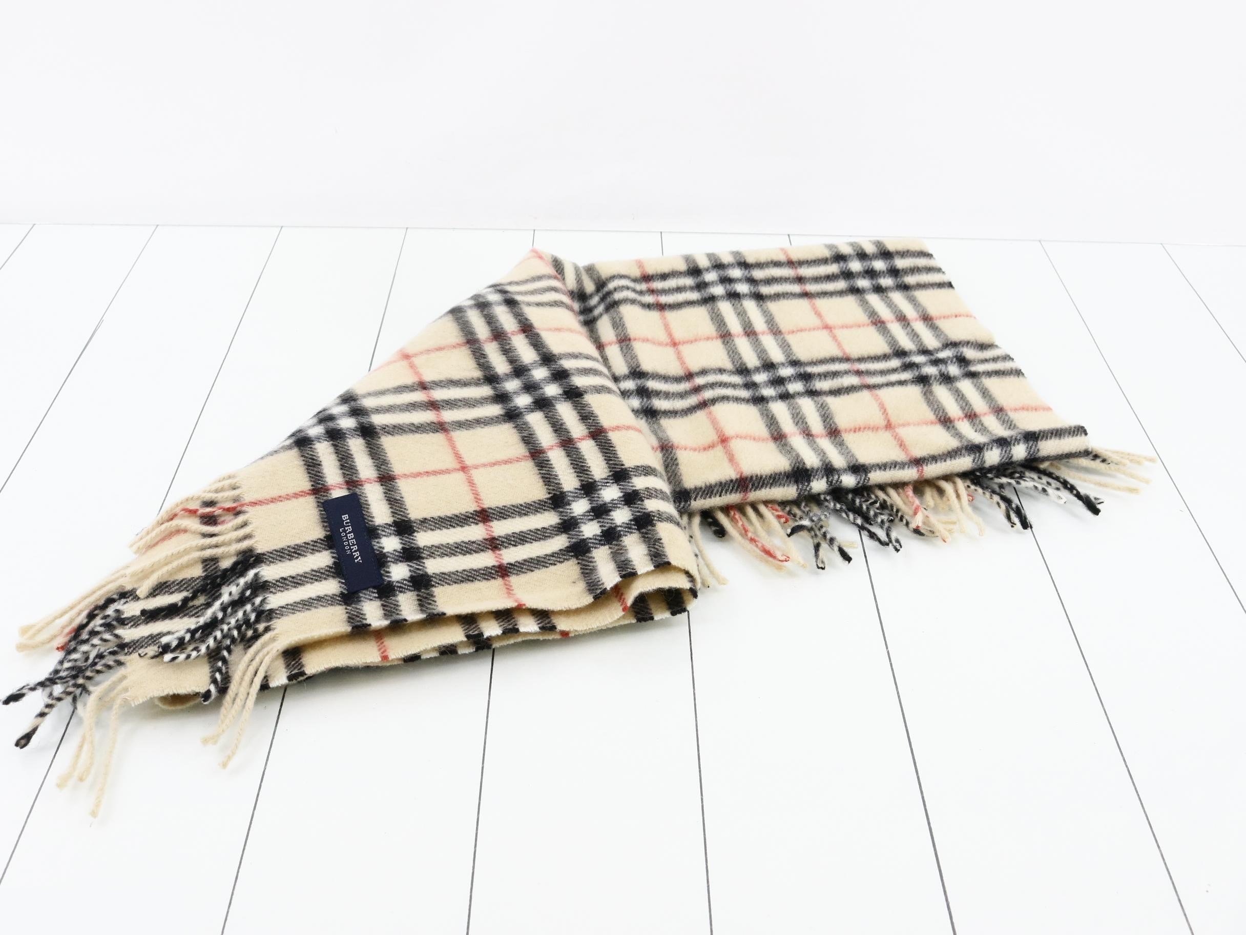 muffler — view 3